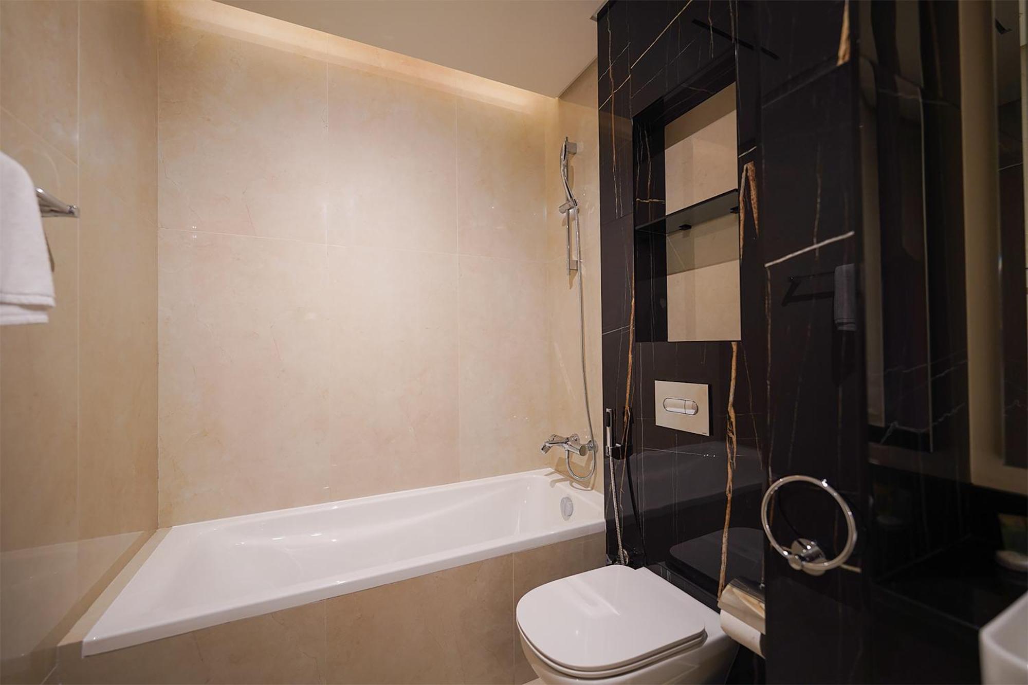 Daire Brown Stone Homes Me Do Re