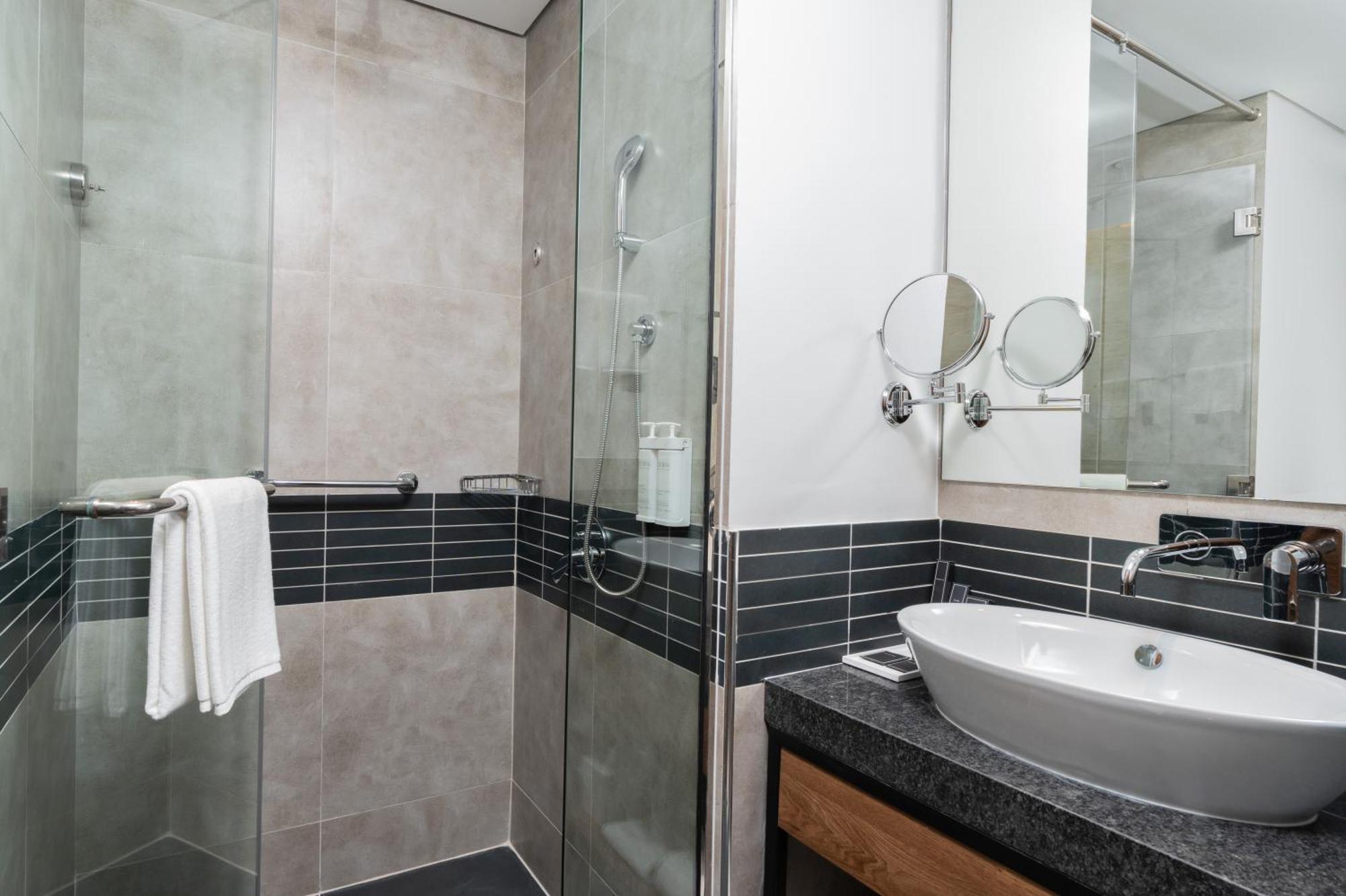 Hotel Avalon Jumeirah Village Circle Dubai