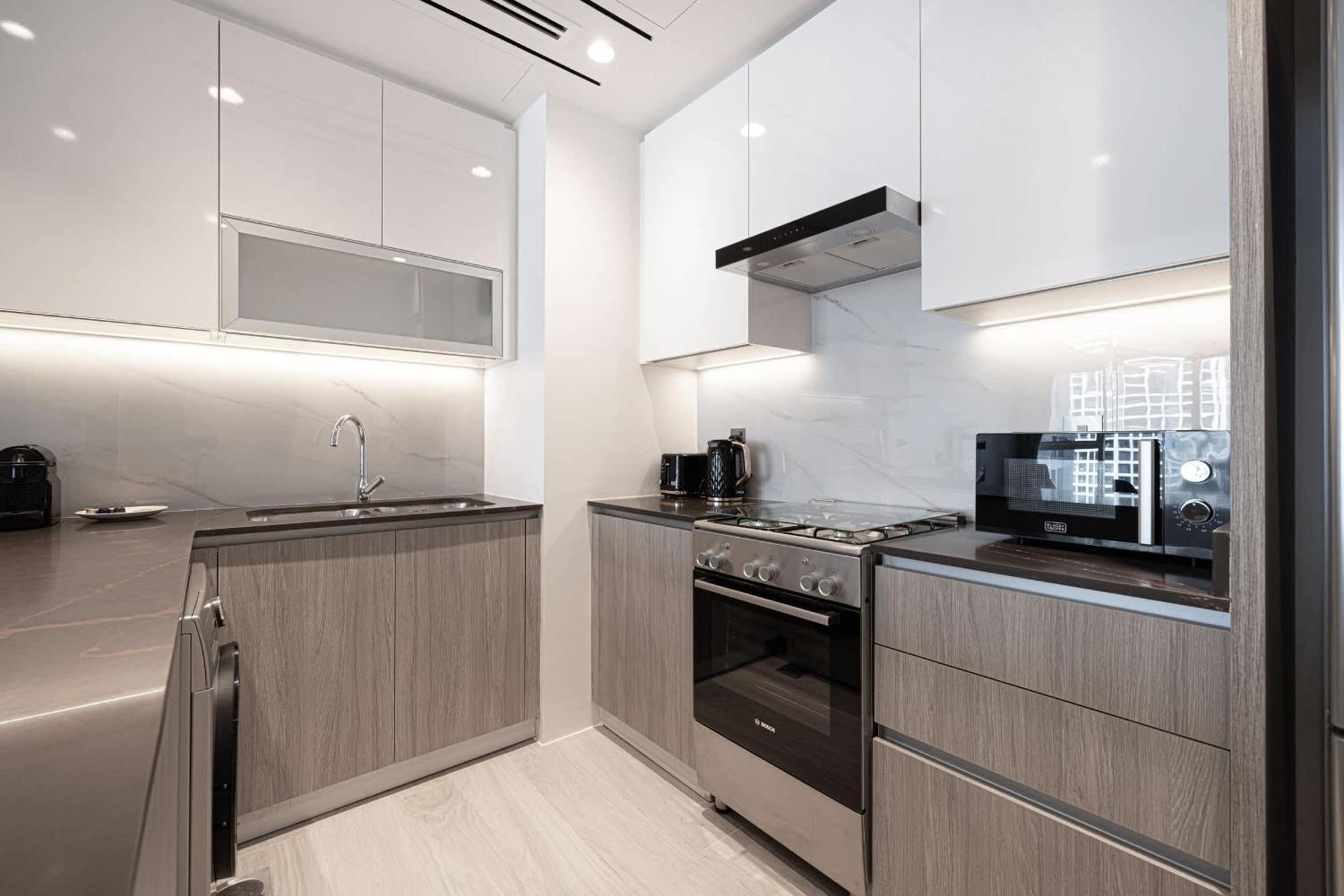 Apartment Stunning High-floor 1br Near Marina & Jbr *