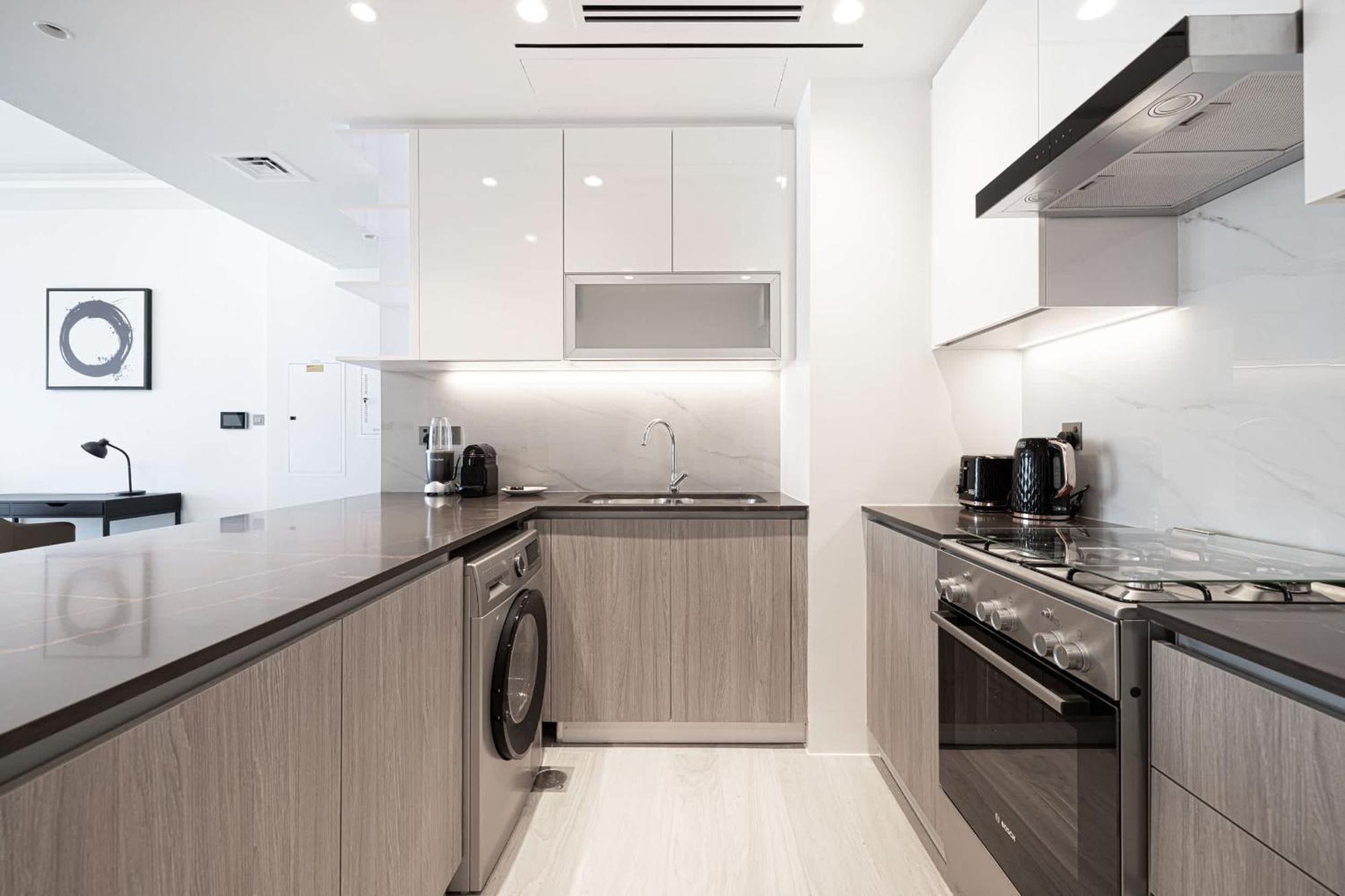 Stunning High-floor 1br Near Marina & Jbr Apartment *