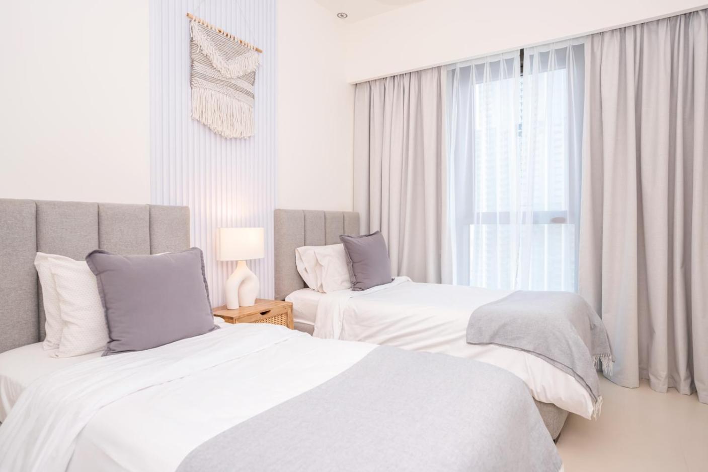 Apartment Family From High Floor Burj Khalifa Views 183bc-3 Dubai