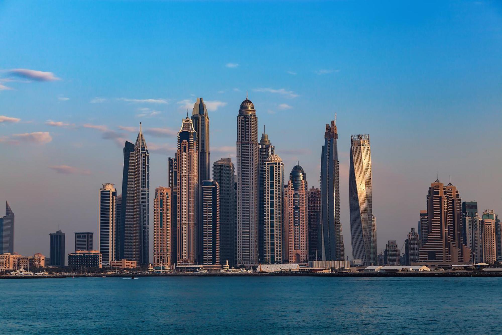 Apartment Luxury New 4 Bhk Full Sea View - Tallest Residential Tower - Marina - 5 Min To Dubai