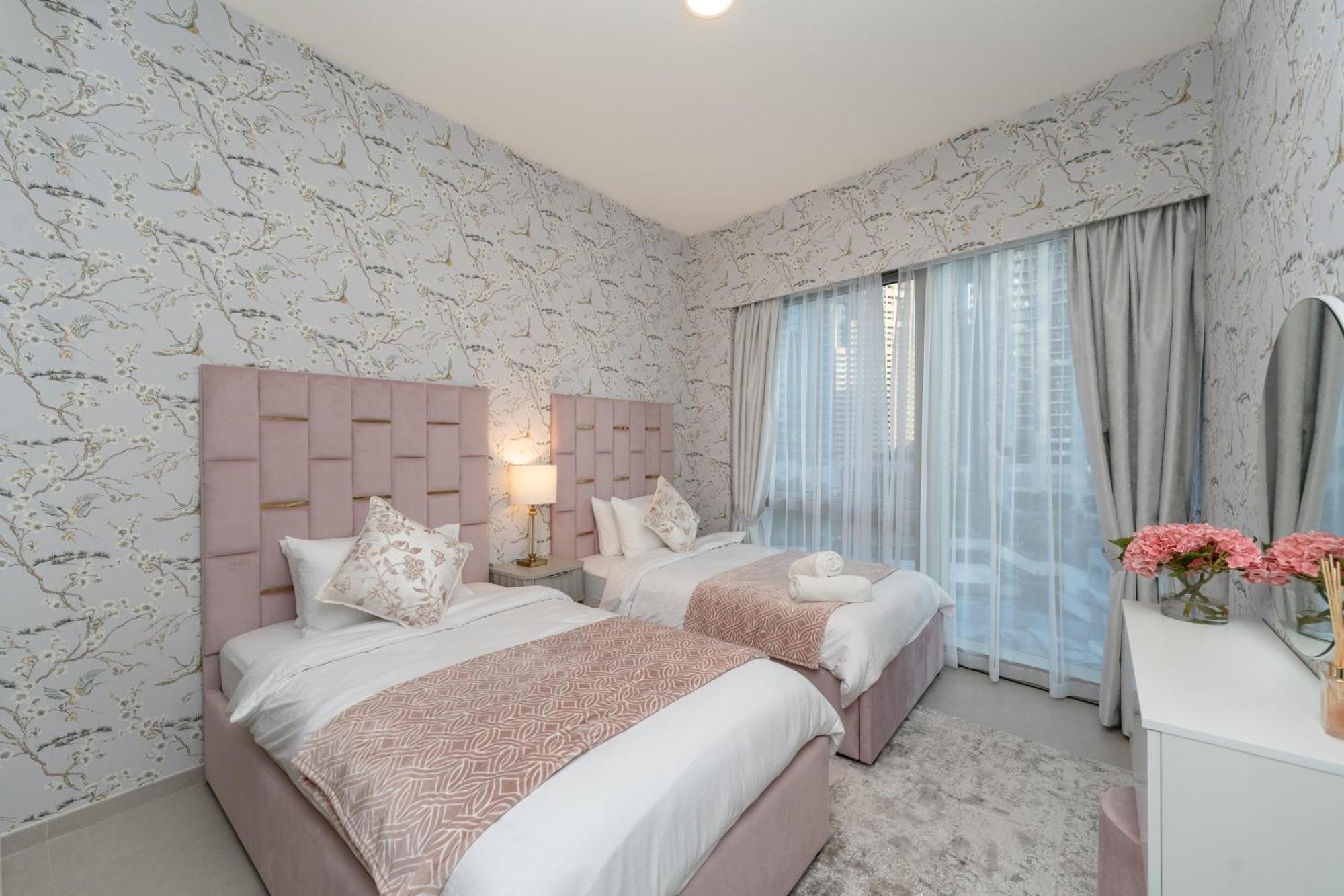 One Lux Grande Signature Residences Apartment Dubai