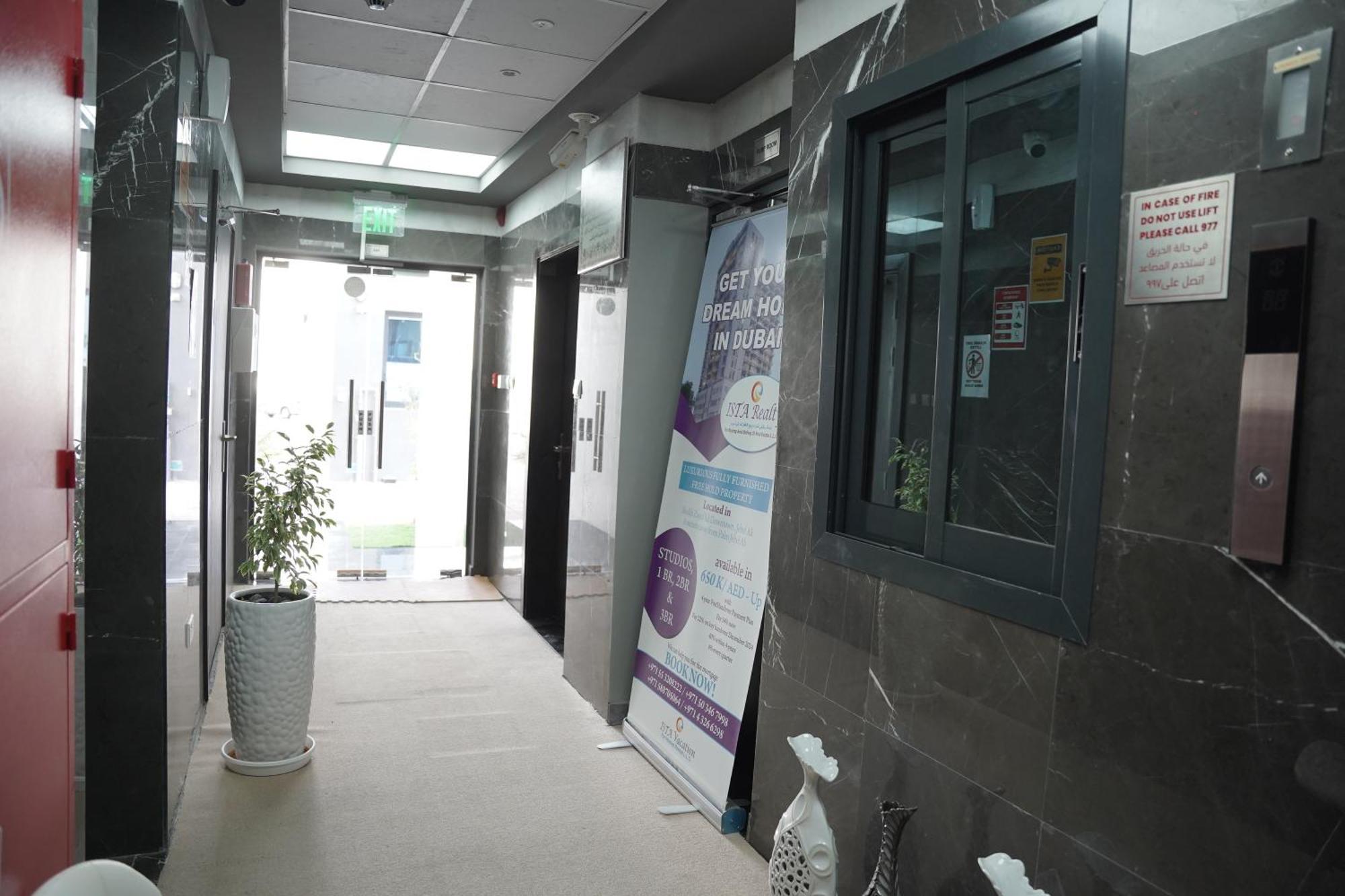 Apartment Ista Llc Dubai