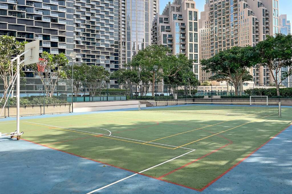 First Class 3br Panoramic Skyline View Apartment Dubai