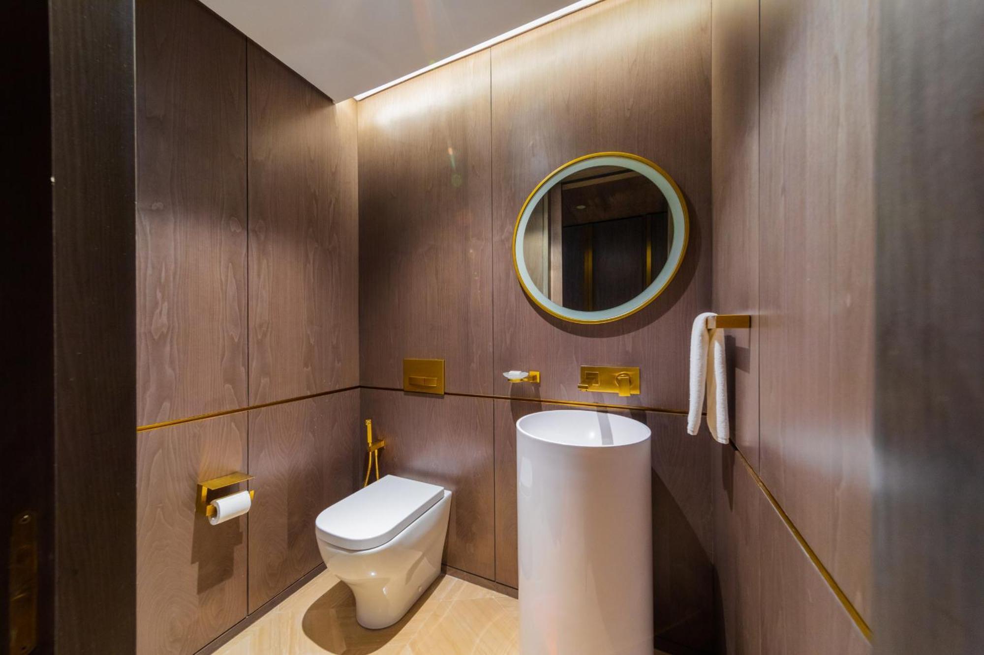 Luxury 3bdr Apartment, Pool & Access Dubai