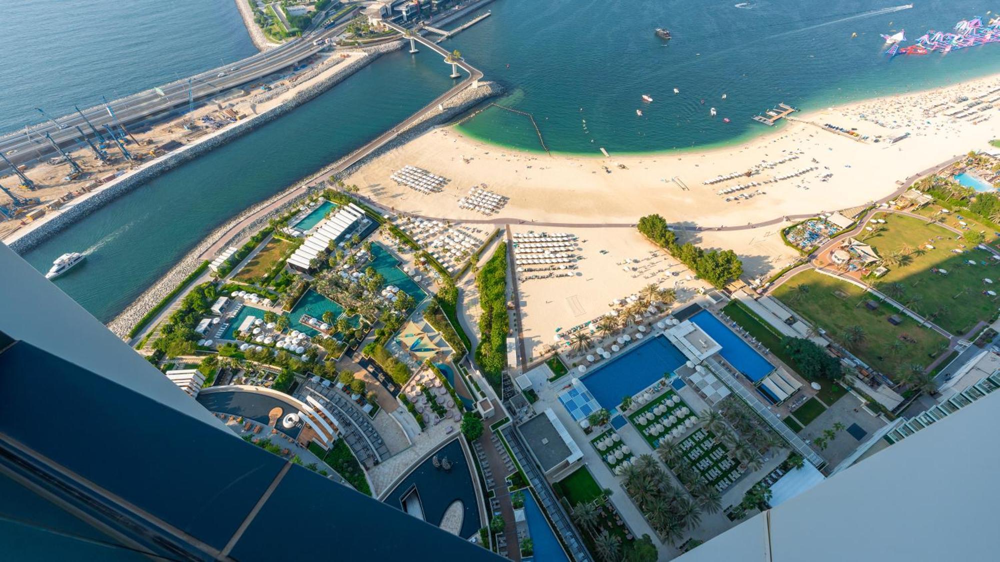 The Address Beach Jbr - 3br Beachfront With Ain View By Tlre Apartment