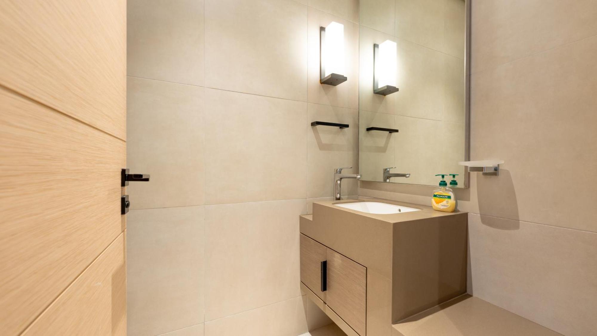 The Address Beach Jbr - 3br Beachfront With Ain View By Tlre