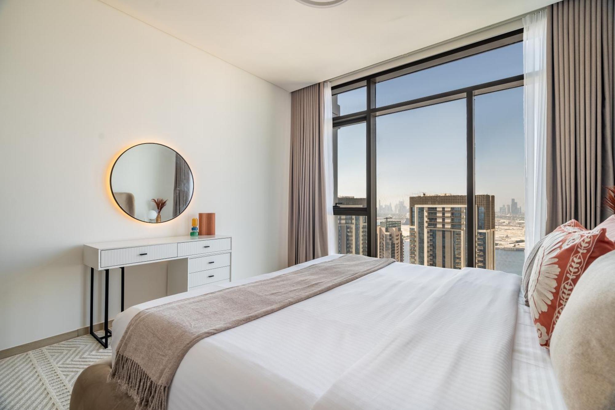 Luxury 2br Flat In Palace * Dubai