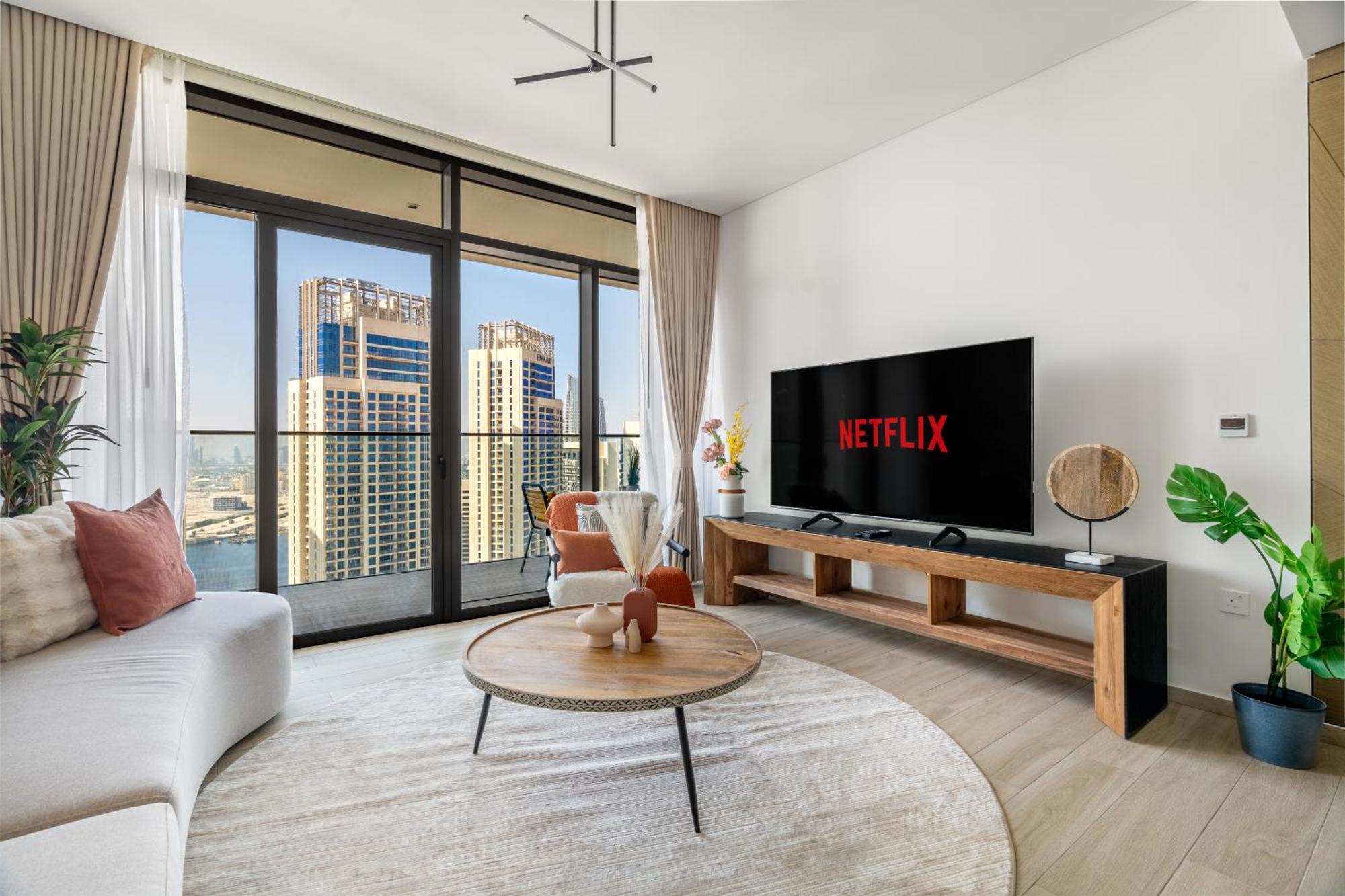 Luxury 2br Flat In Palace Apartment Dubai