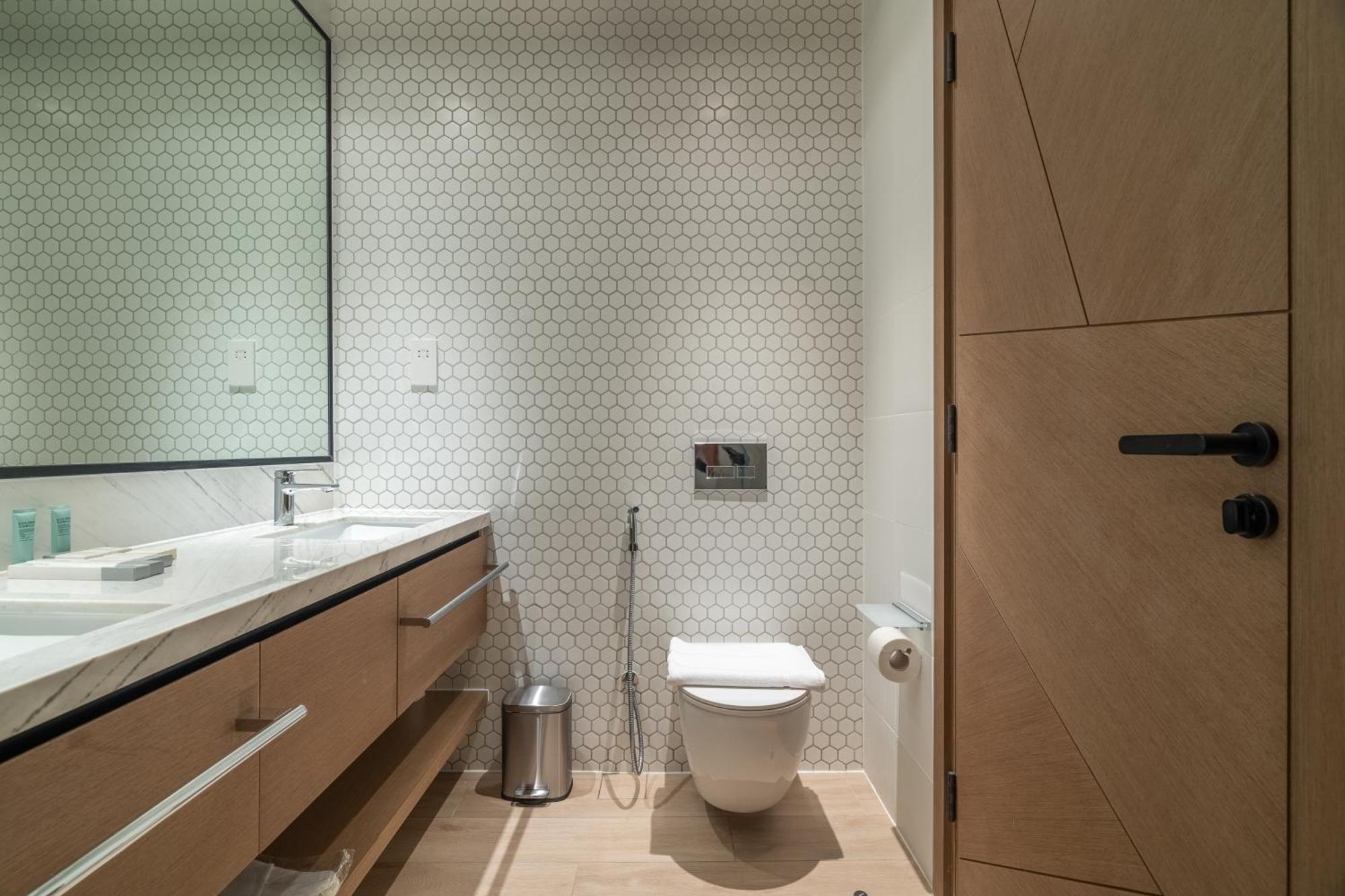 Luxury 2br Flat In Palace Dubai