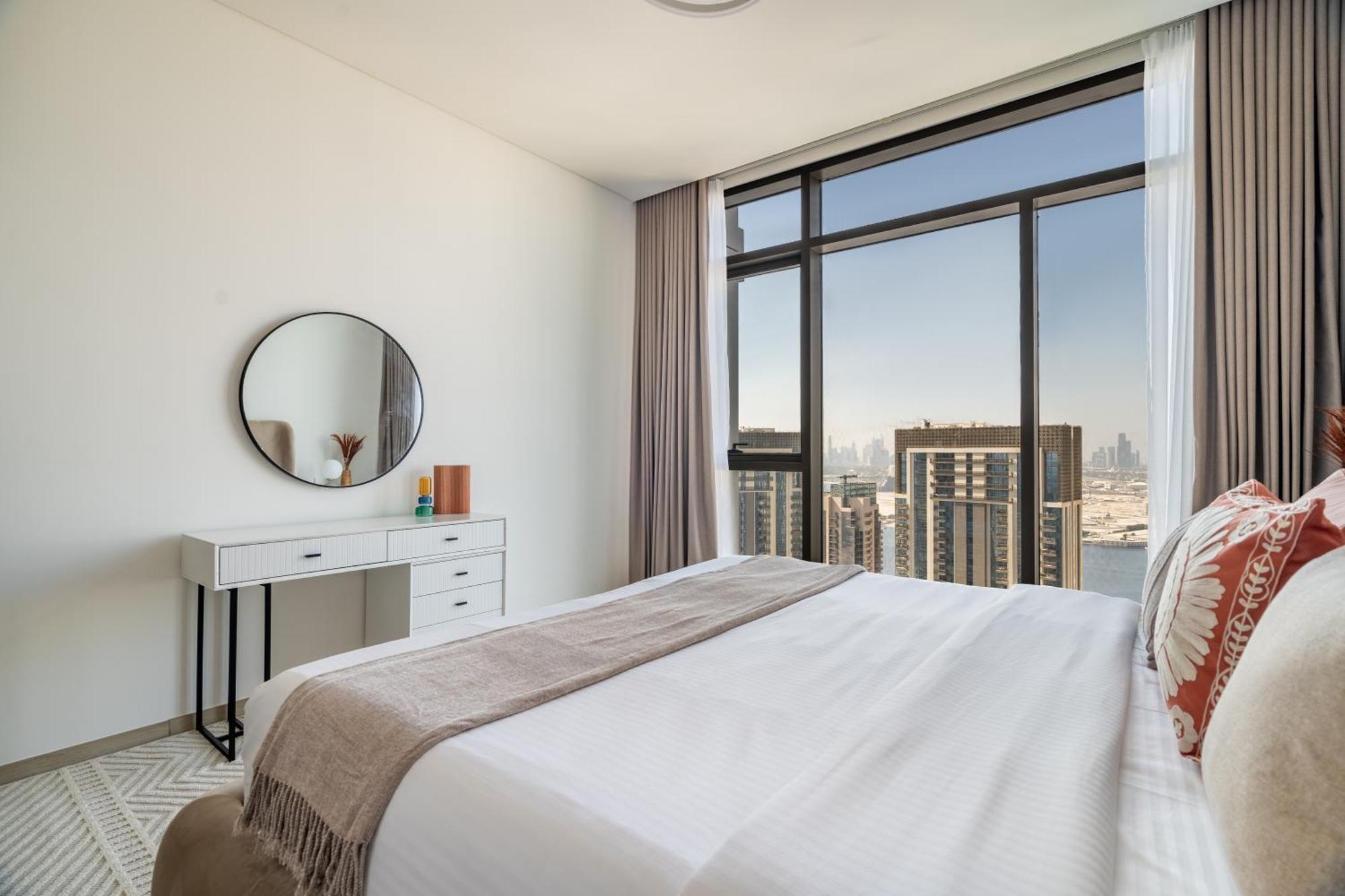Luxury 2br Flat In Palace * Dubai