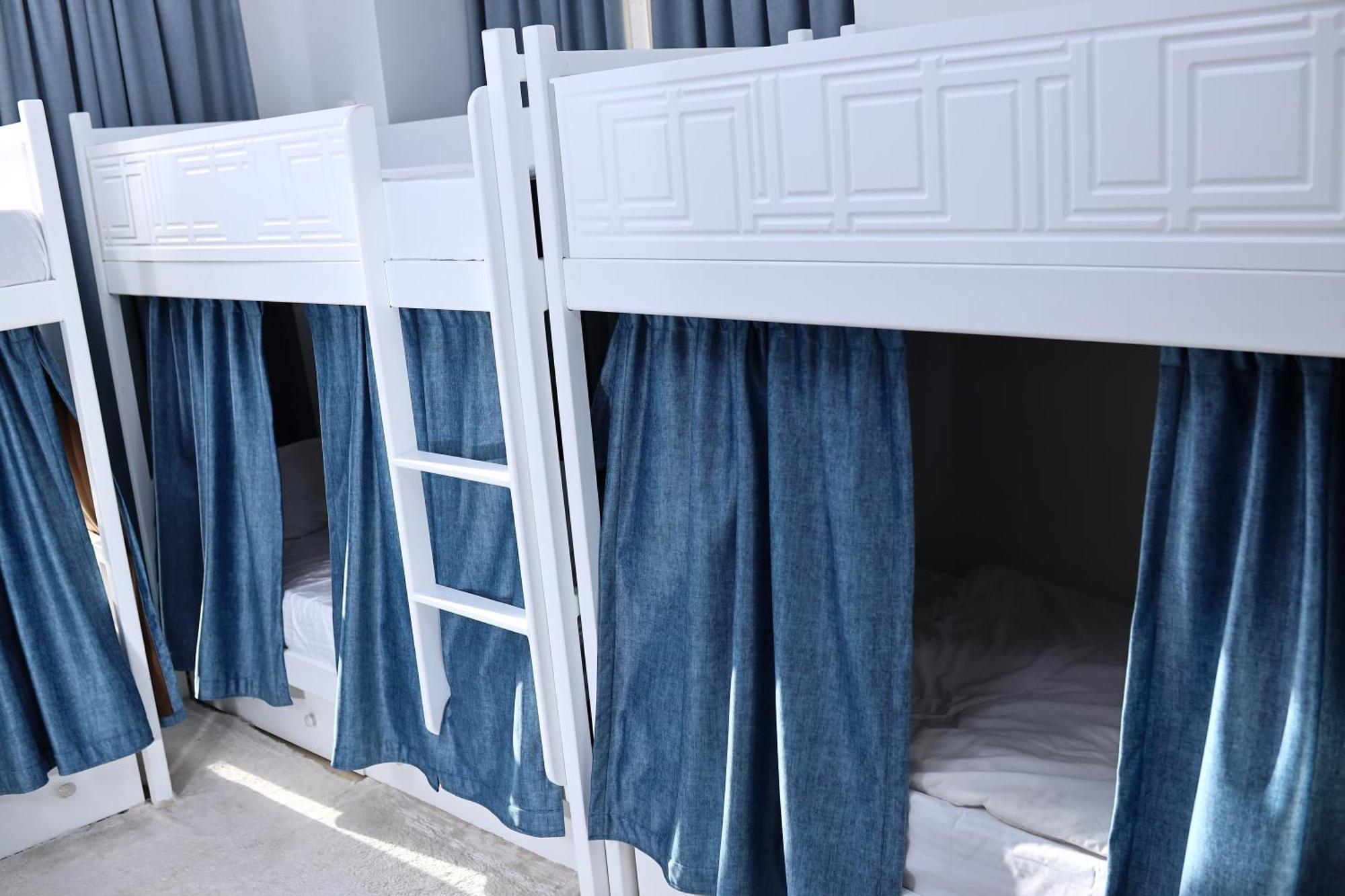 Shams Nouh Jbr Kapsül Otel *