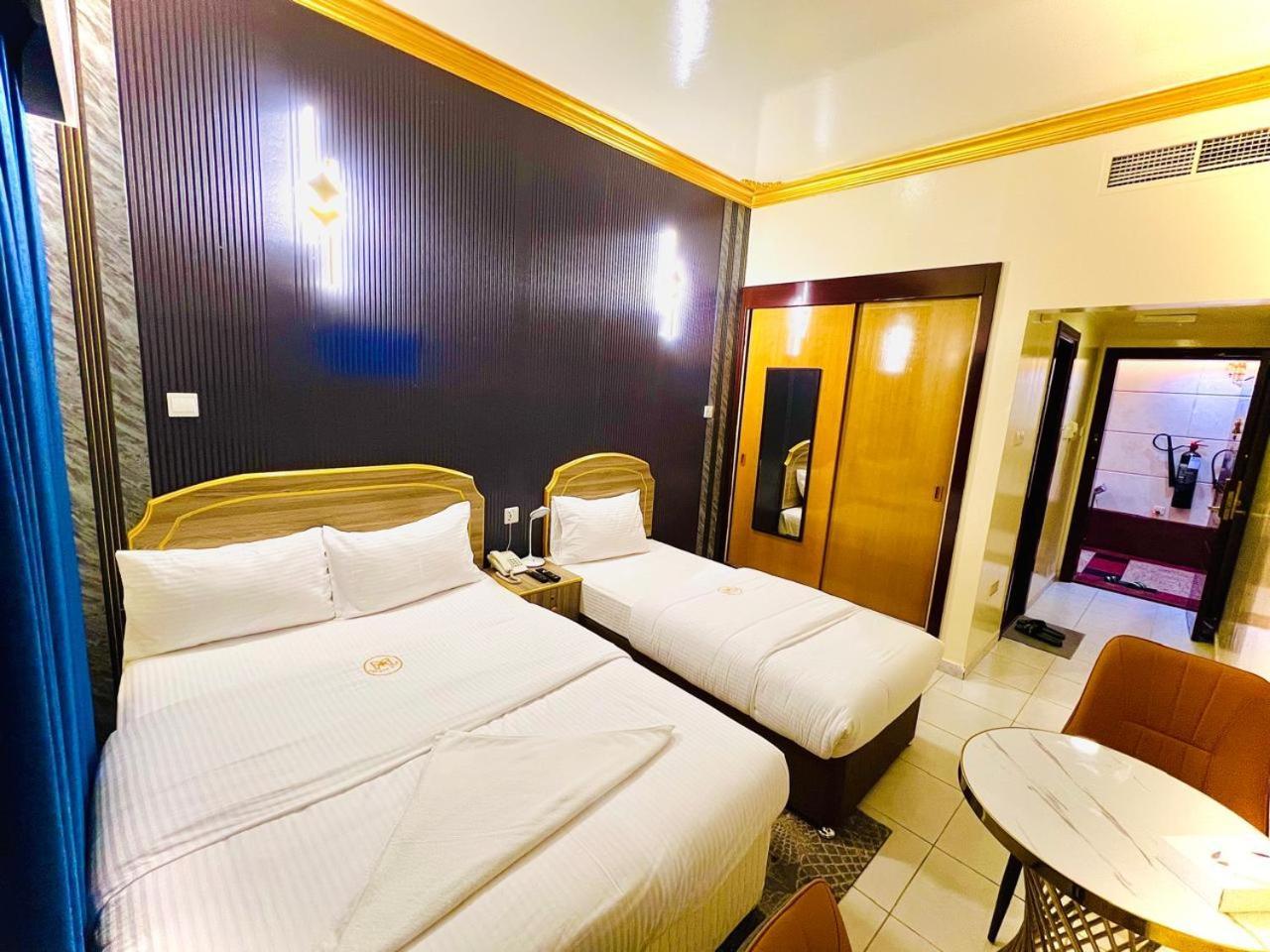 Galaxy Star Hotel