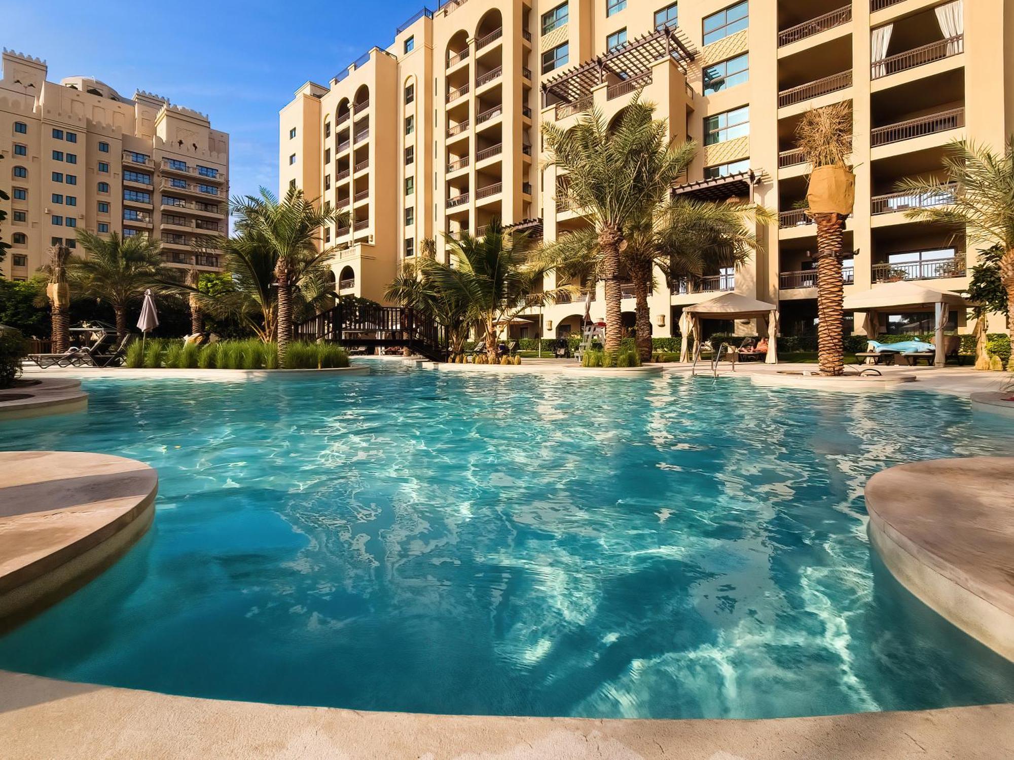 Spacious Family On The Palm Apartment Dubai