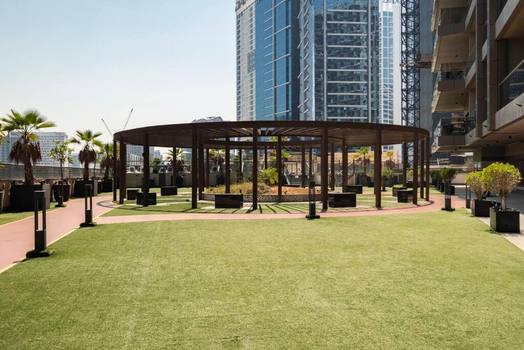 Apartment Spacious 1 Bed Huge Balcony Downtown Burj Khalifa *