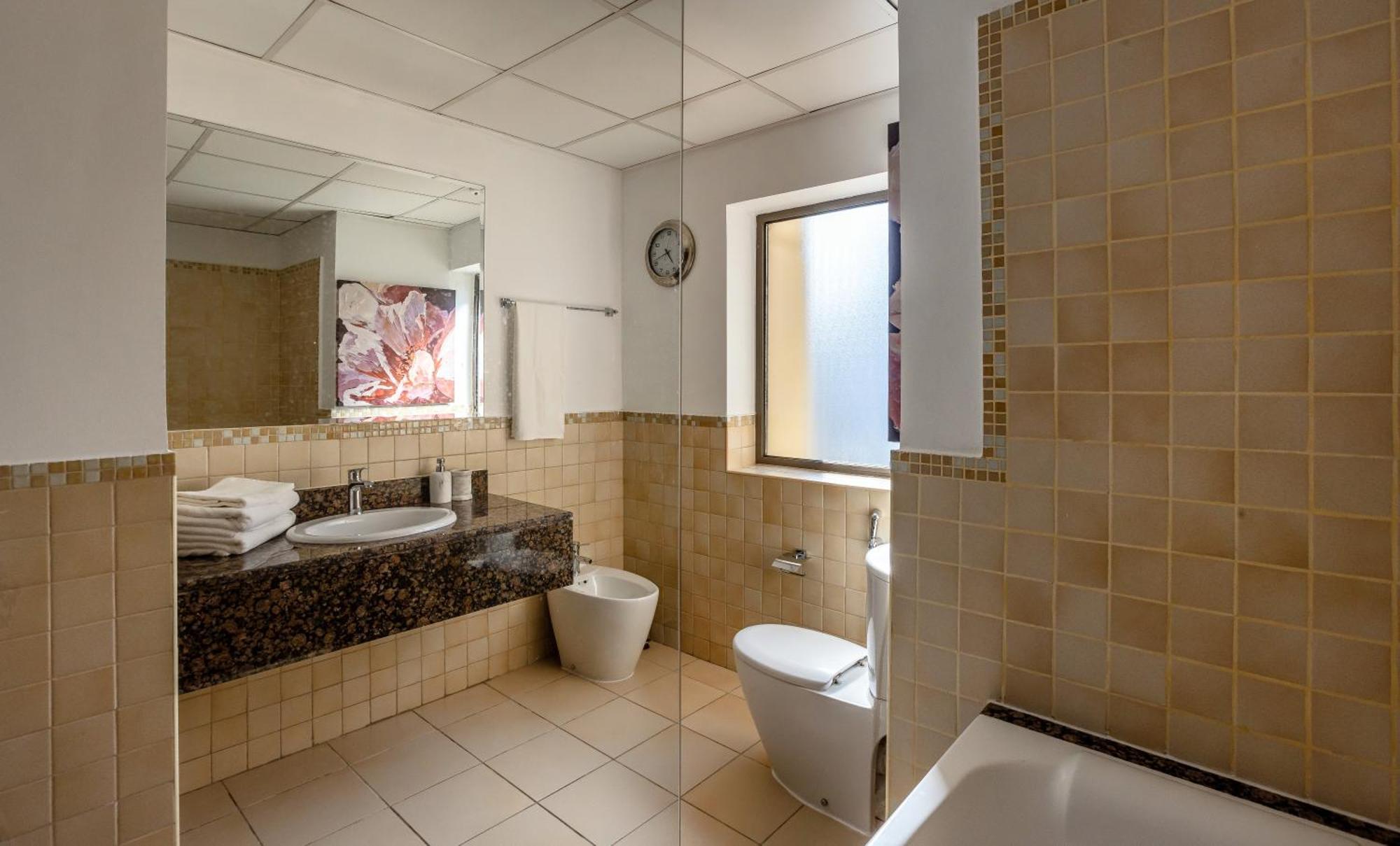 Beautiful 1 Bedroom By The Jbr Beach! Bahar Apartment *