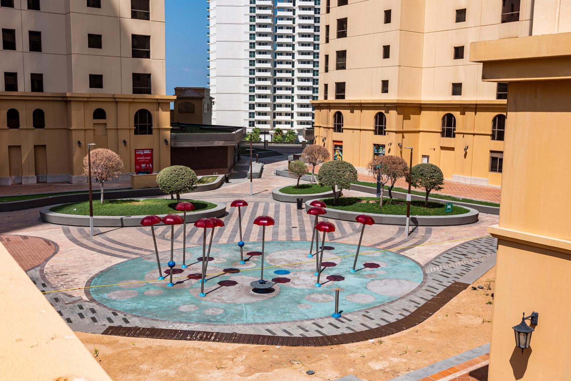 Beautiful 1 Bedroom By The Jbr Beach! Bahar * Dubai