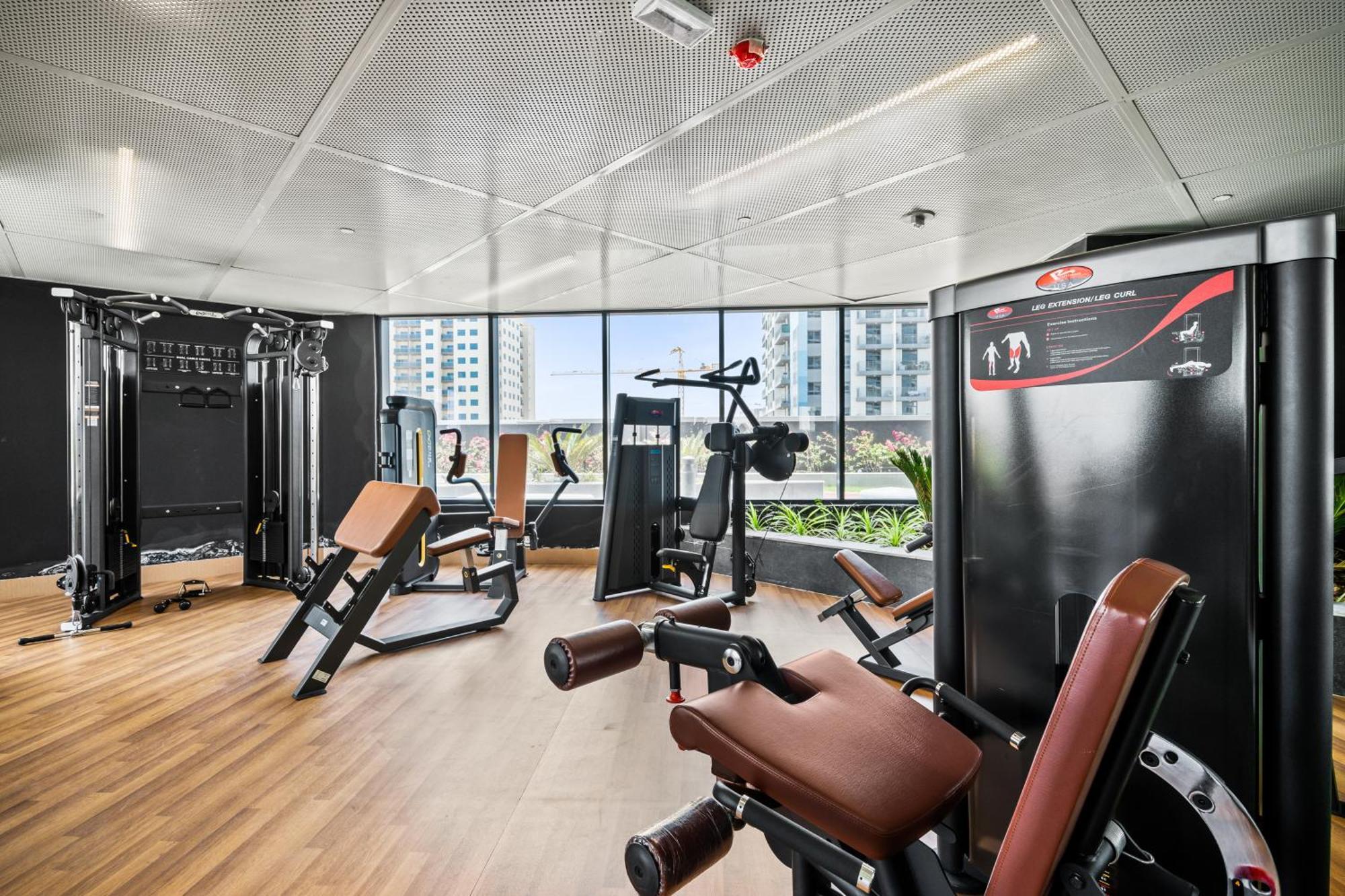 Modern With Dubailand Views Apartment Dubai