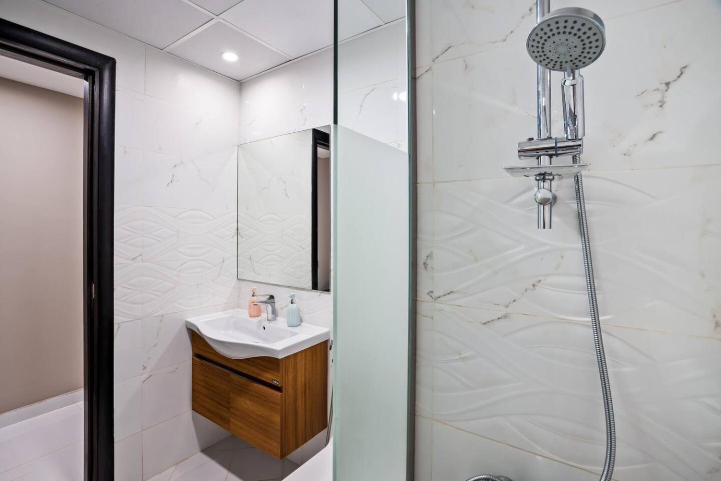 Apartment Studio Dubailand - Peaceful *