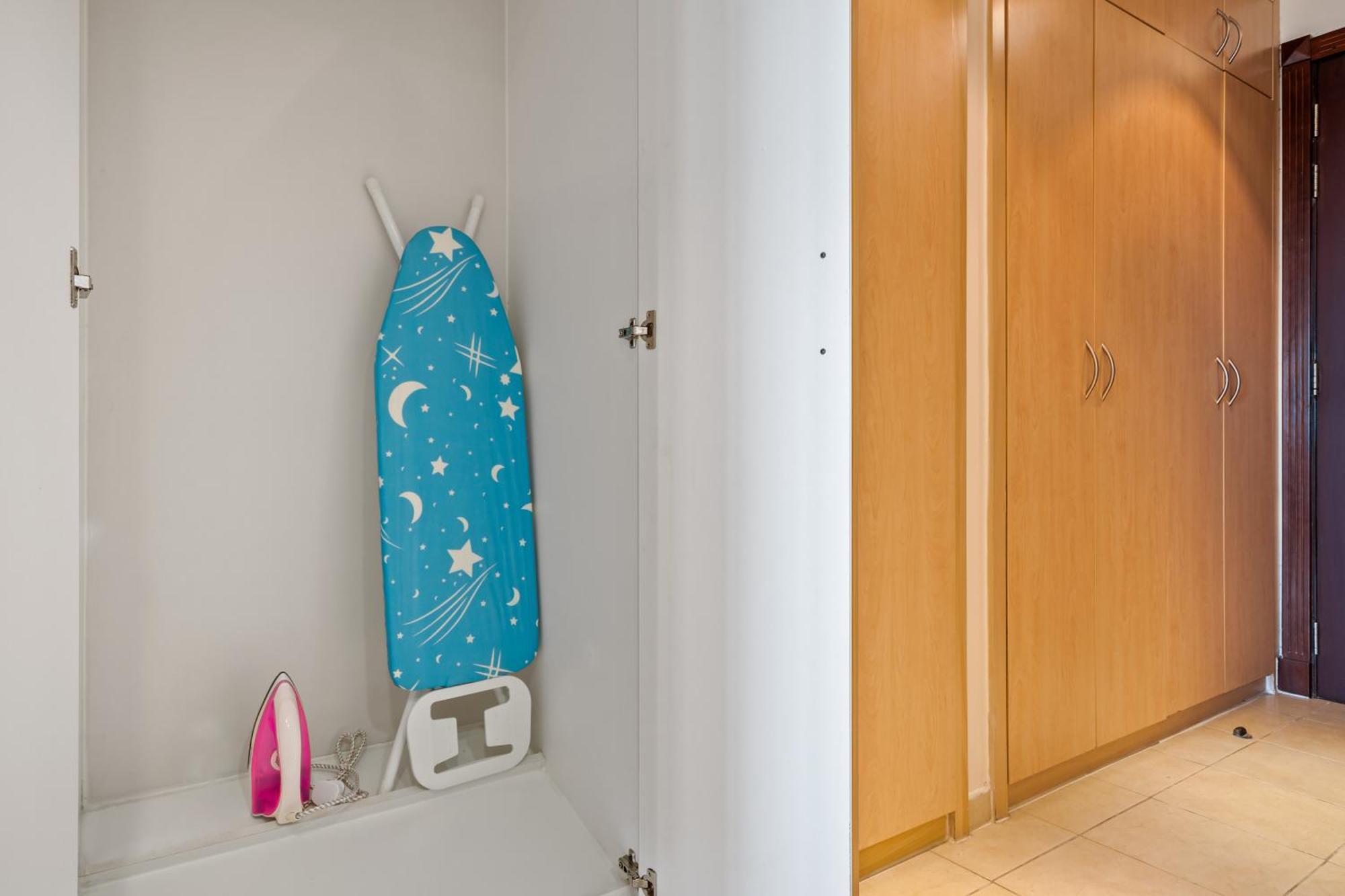 Daire Chic Near Discovery Gardens Attractions Dubai