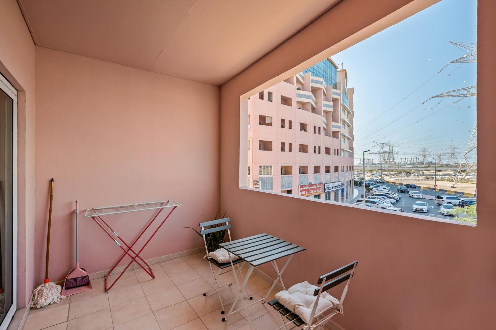 Daire Chic Near Discovery Gardens Attractions