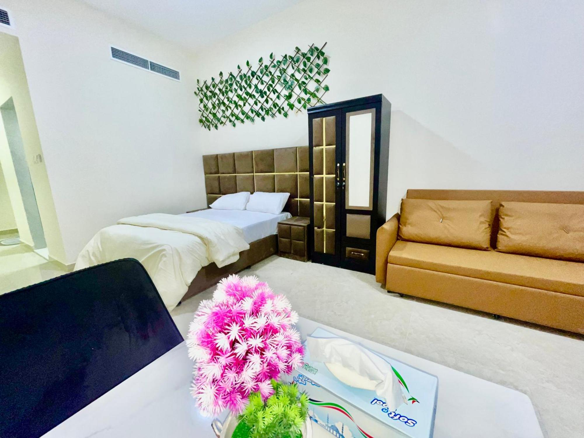 Executive In Al Karama Dubai