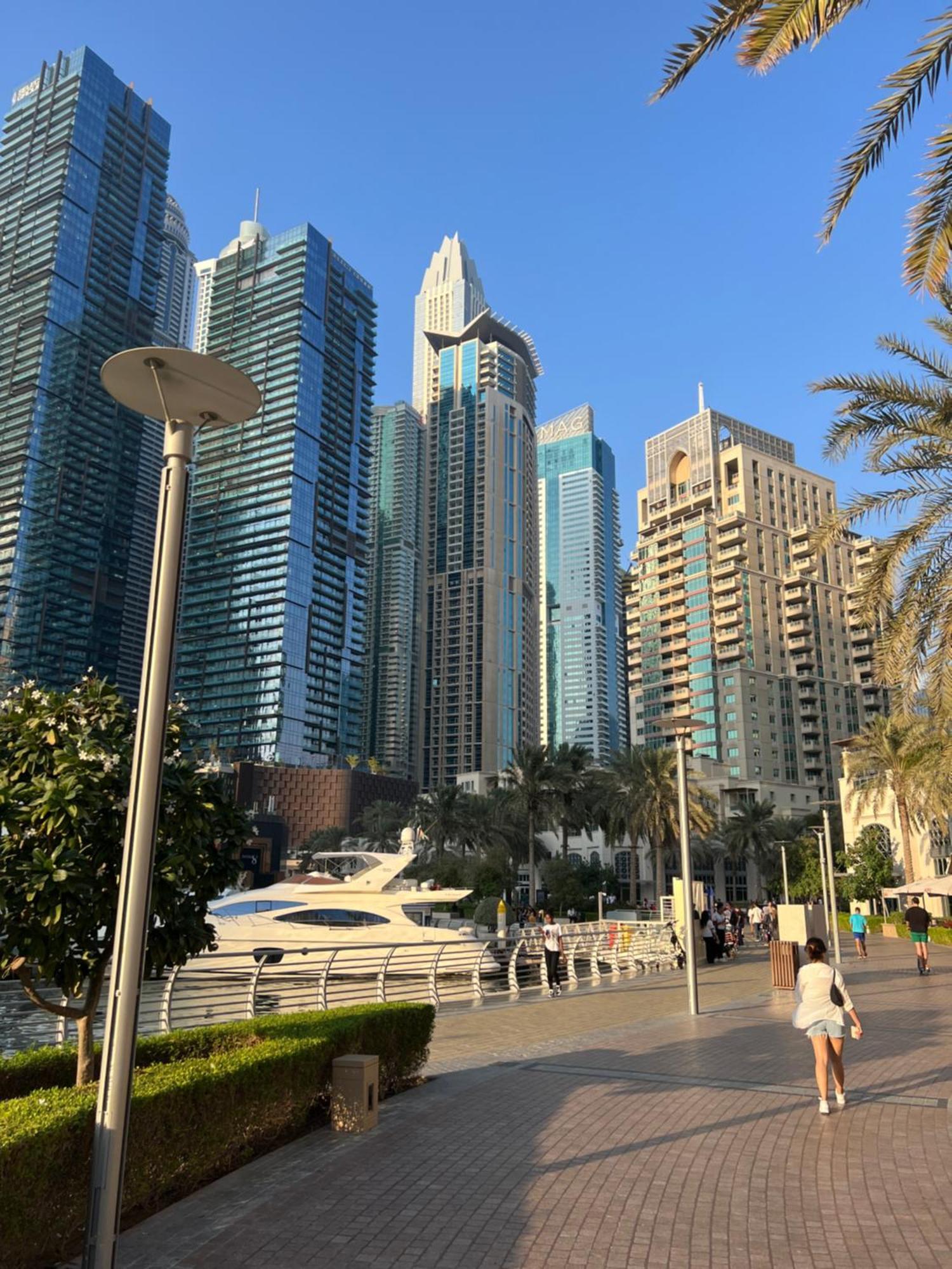 Sbivalu4 Luxury Marina Heights Apartment