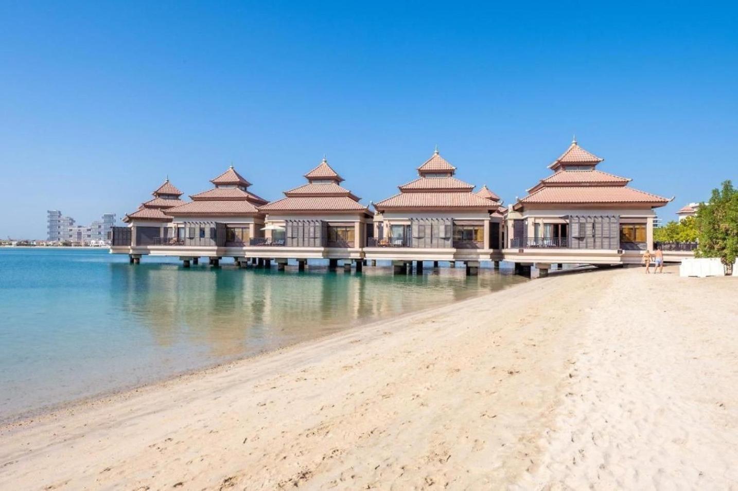 Vayk - Stunning 2-bedroom With Sea View & Access Apartment