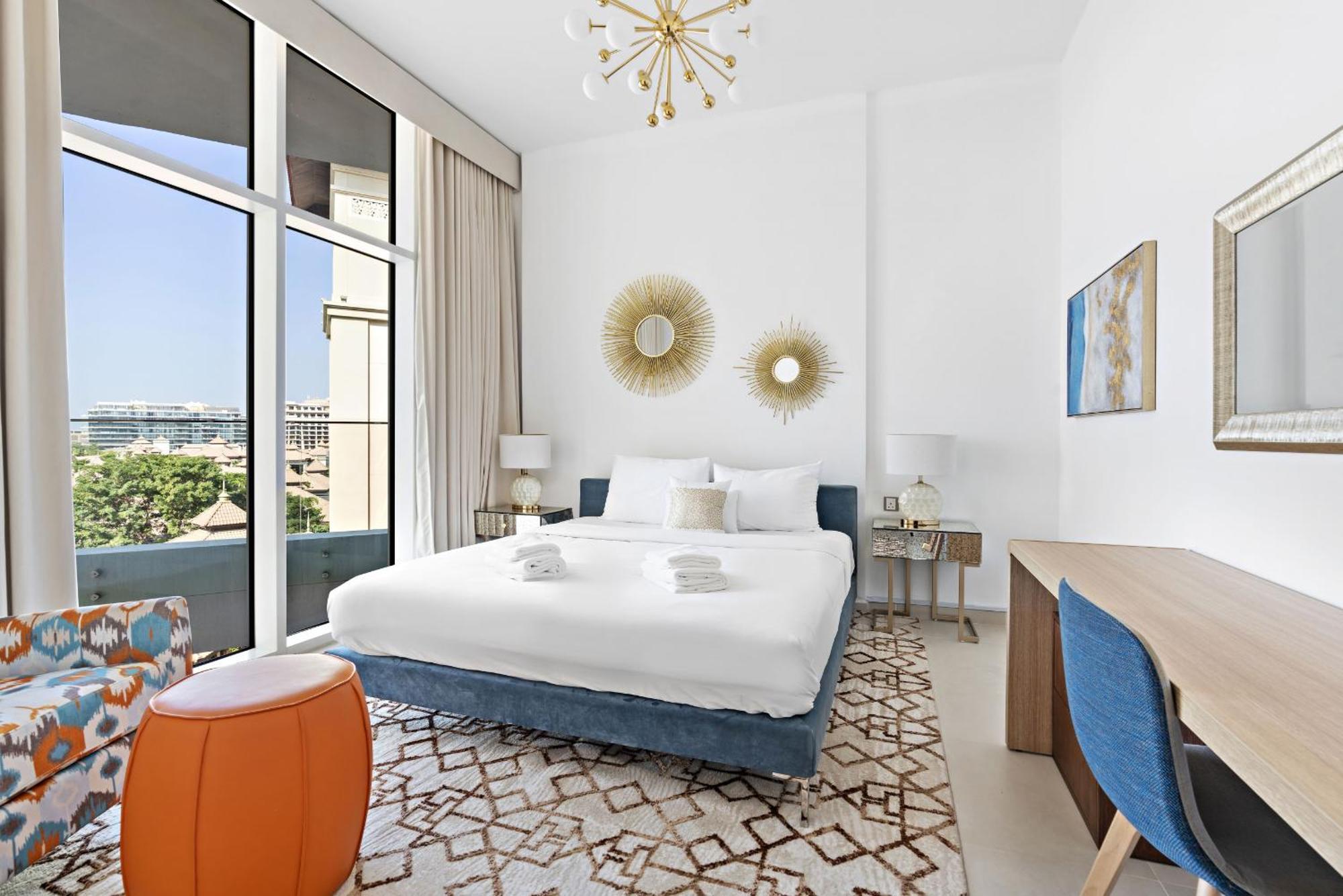 Vayk - Stunning 2-bedroom With Sea View & Access * Dubai