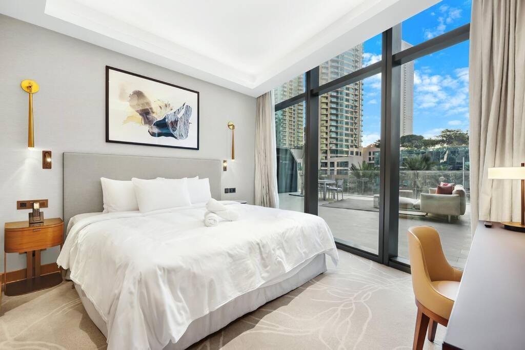 Apartment First Class 1br Charming City Views *