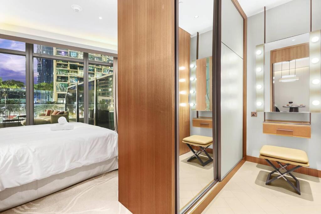 Apartment First Class 1br Charming City Views *