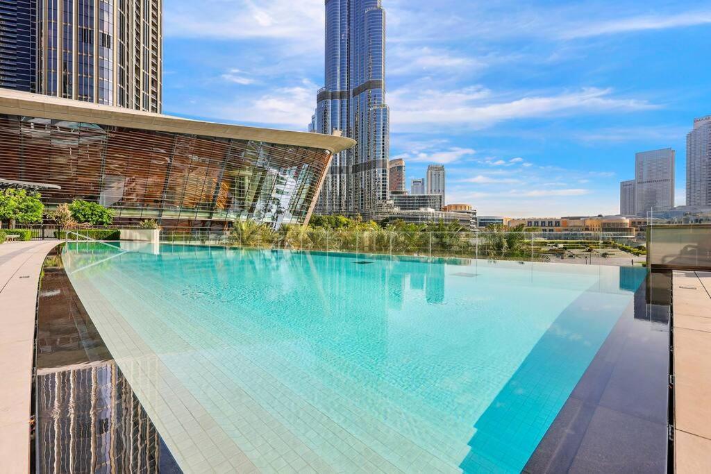 Apartment First Class 1br Charming City Views