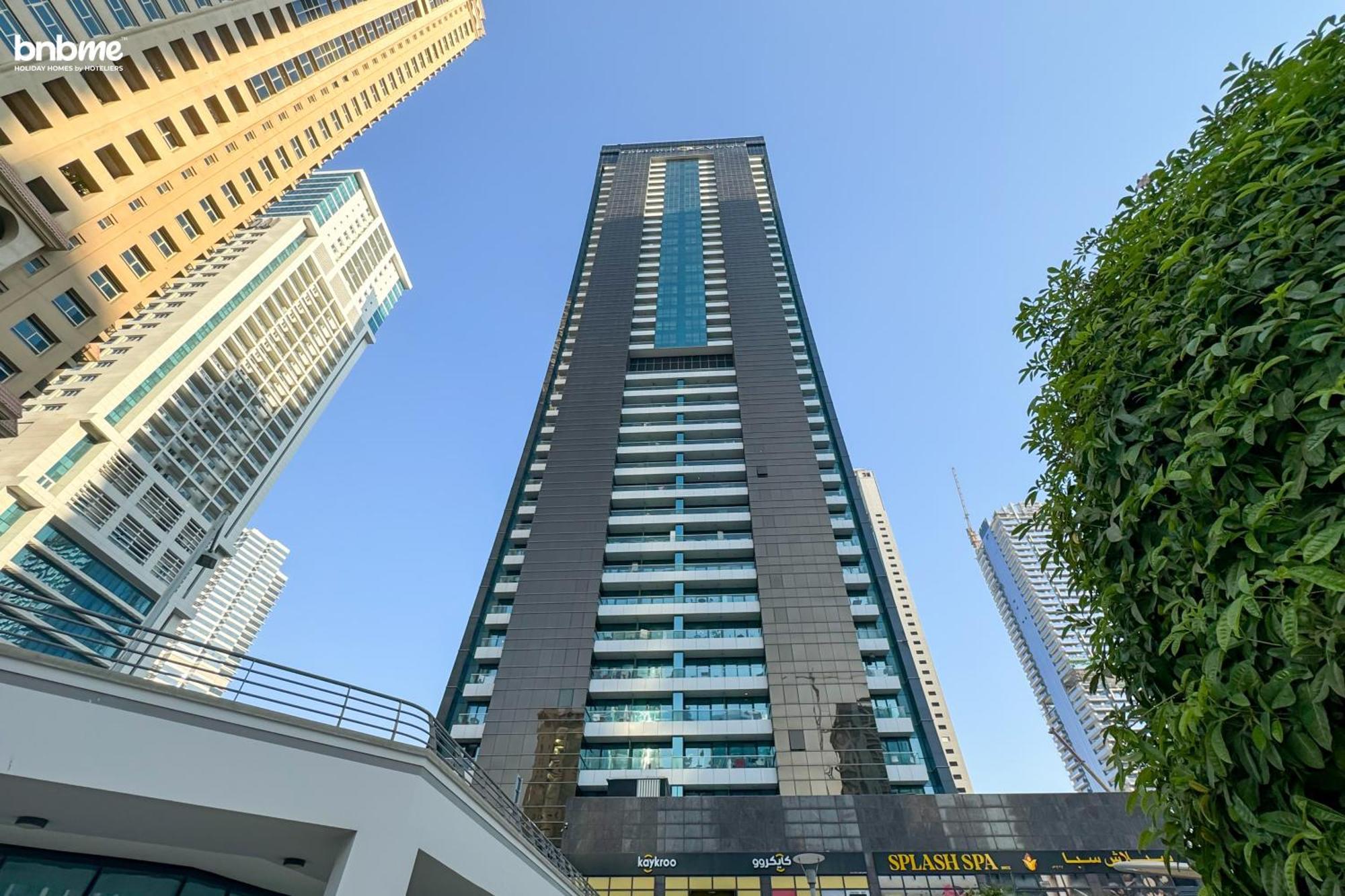 Bnbmehomes - Gold Crest Views 2 Daire Dubai