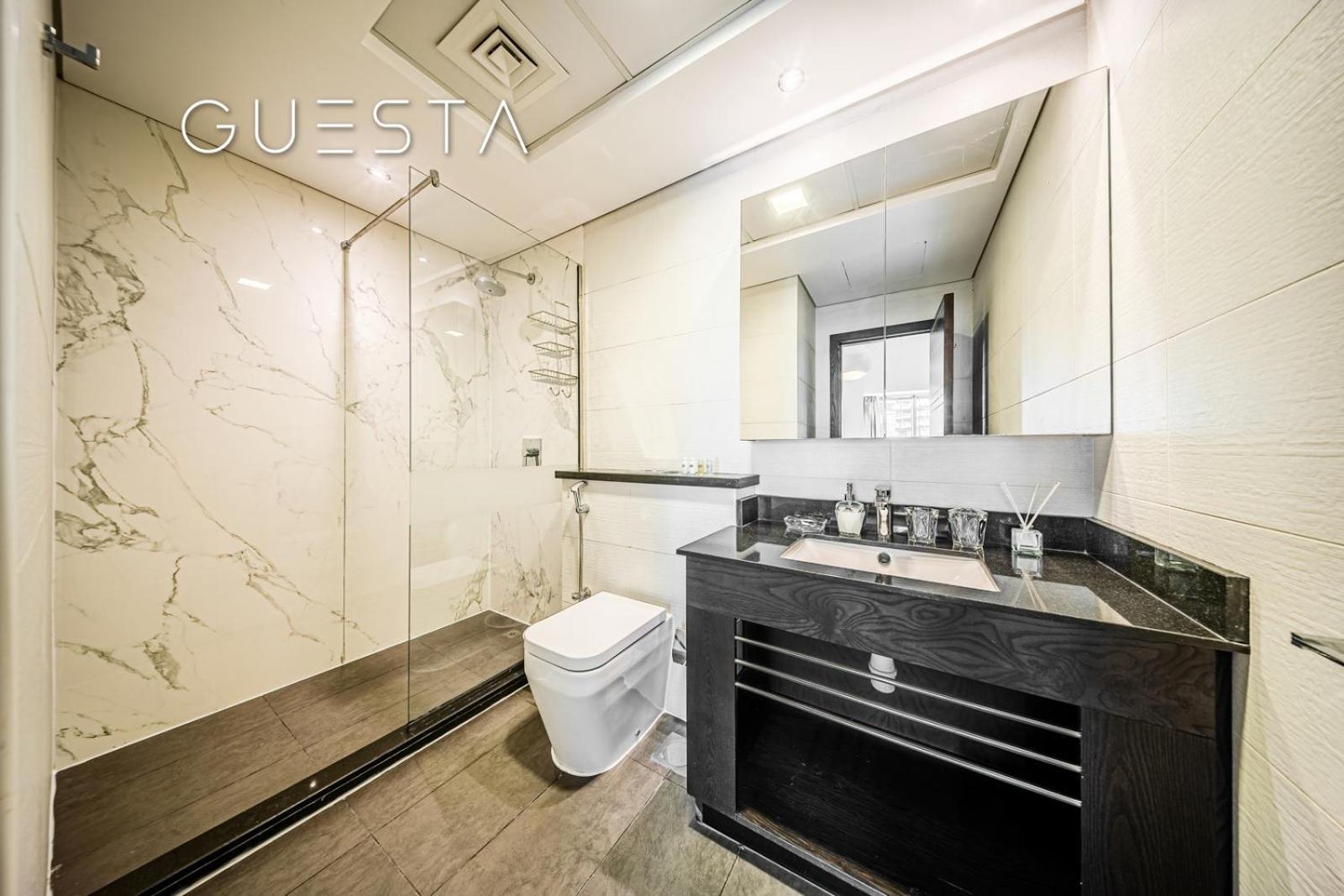 Apartment Cayan Tower, Marina
