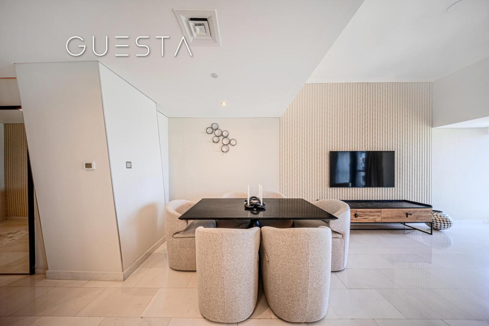 Cayan Tower, Marina Apartment