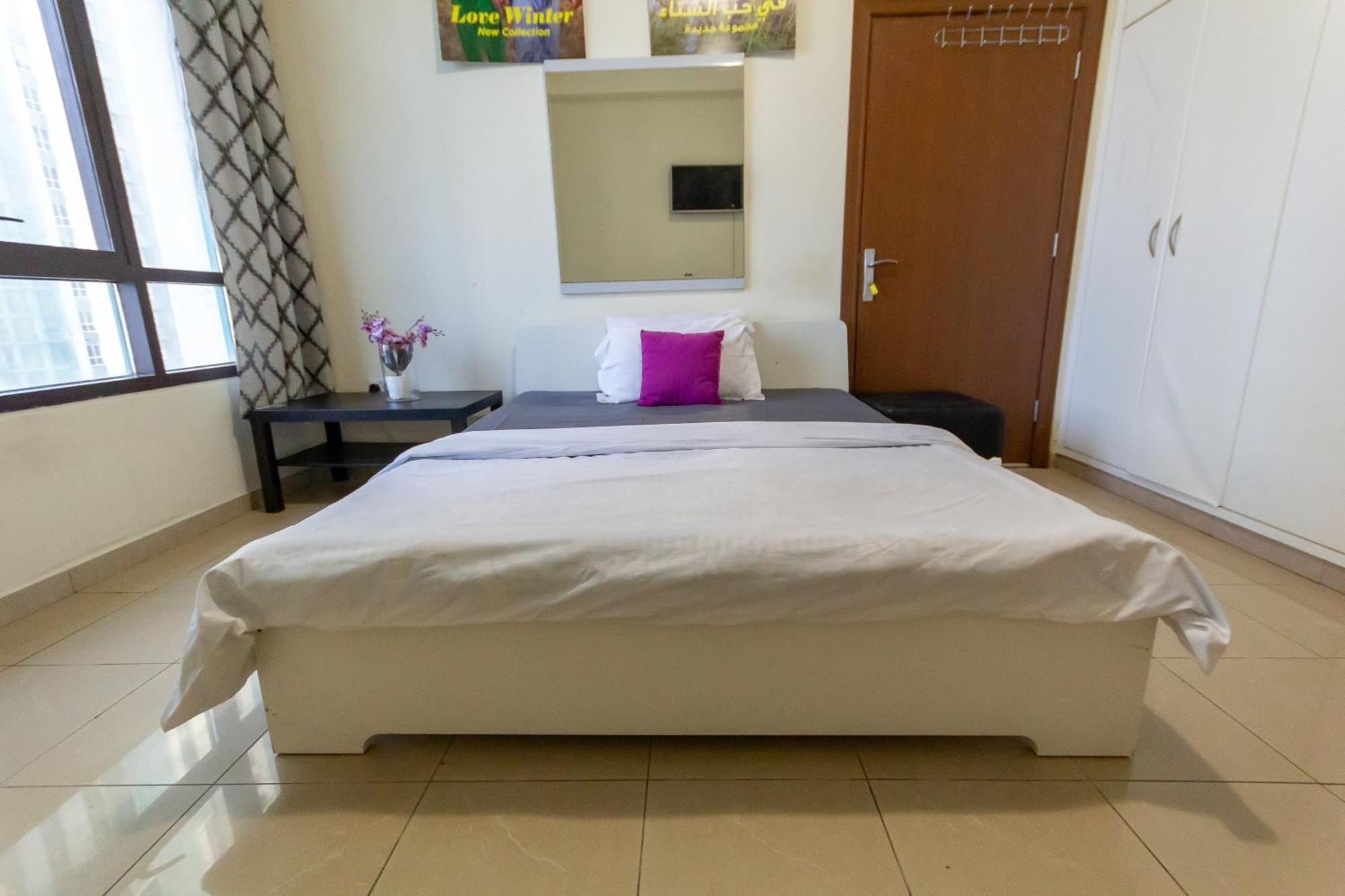 Nice Budget And Bed Space For 