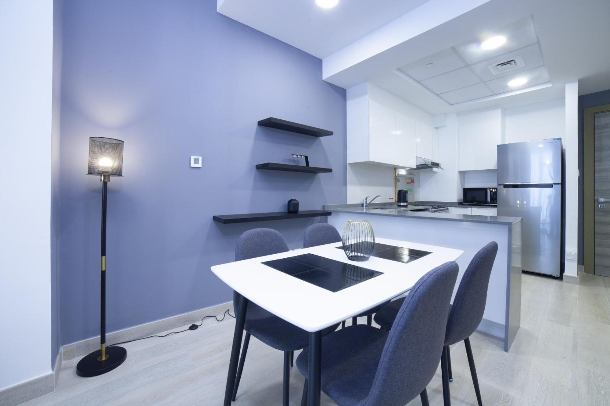 Apartment Brand New Sophisticated Modern 1 Bedroom On Blooms A, Jvc *