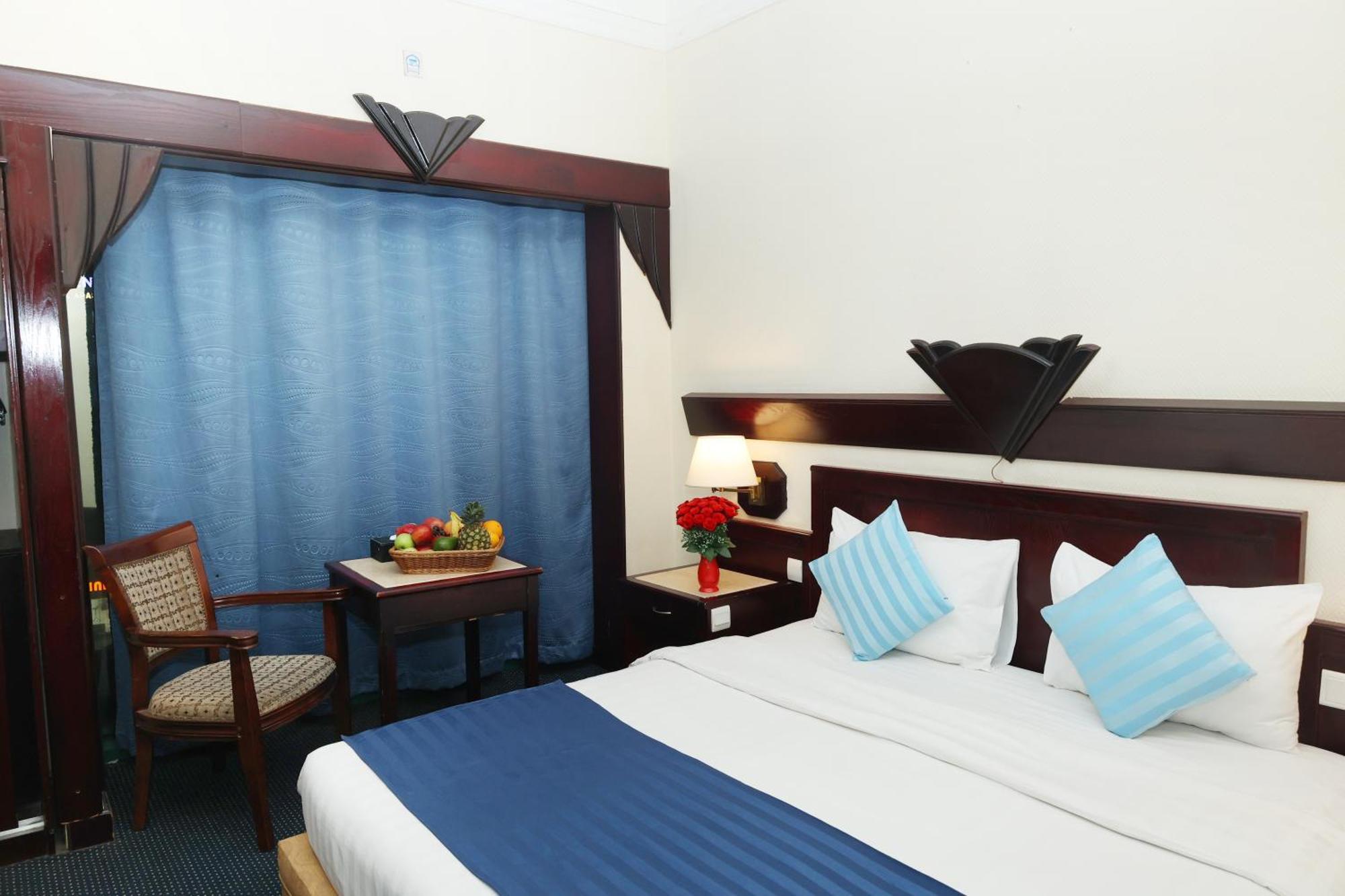Hotel Claridge 3*