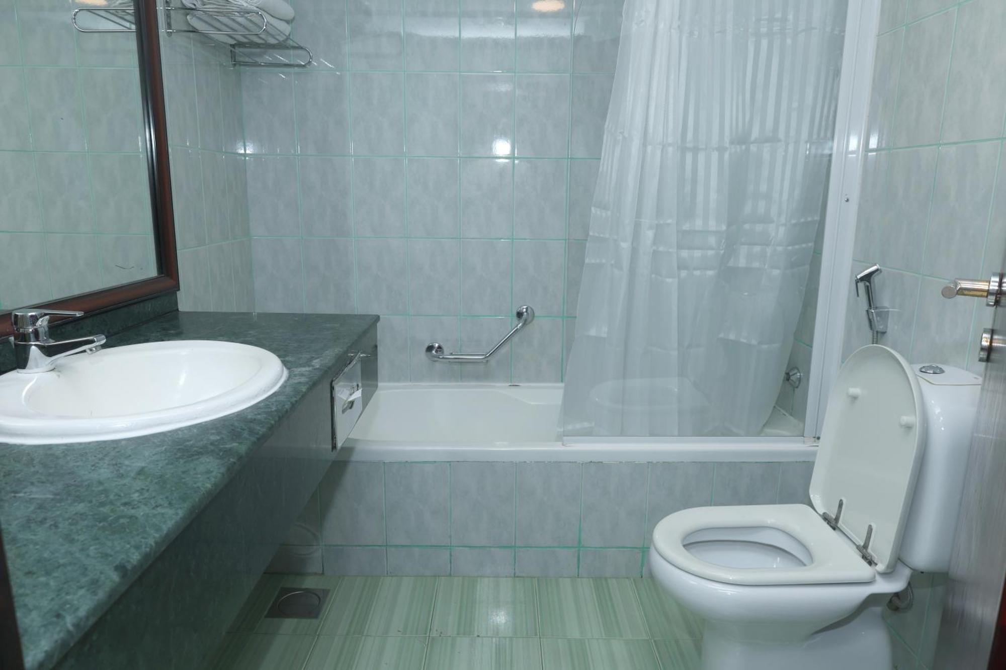 Claridge Hotel Dubai