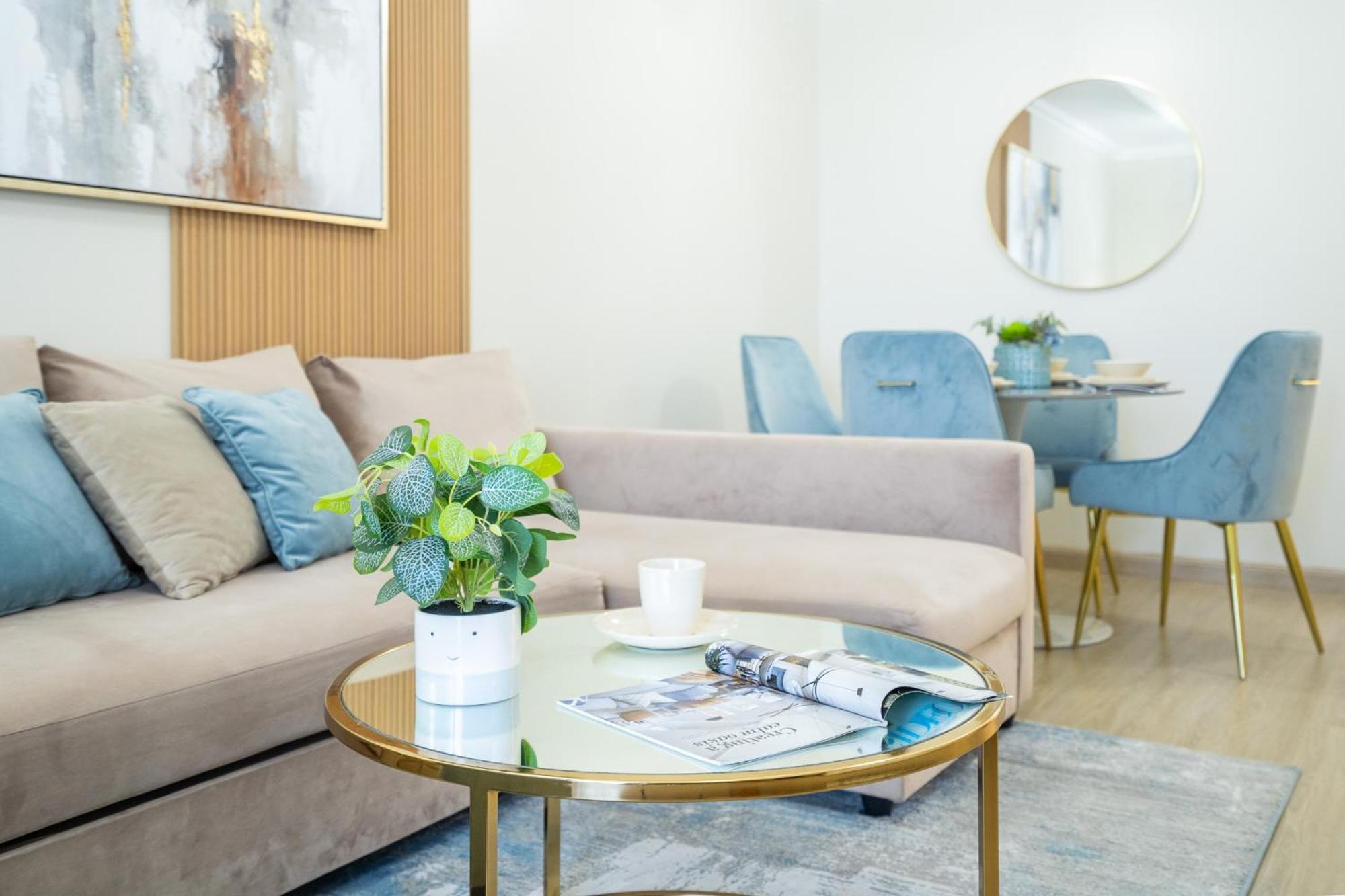 Apartment Luxurios One Bedroom High Floor