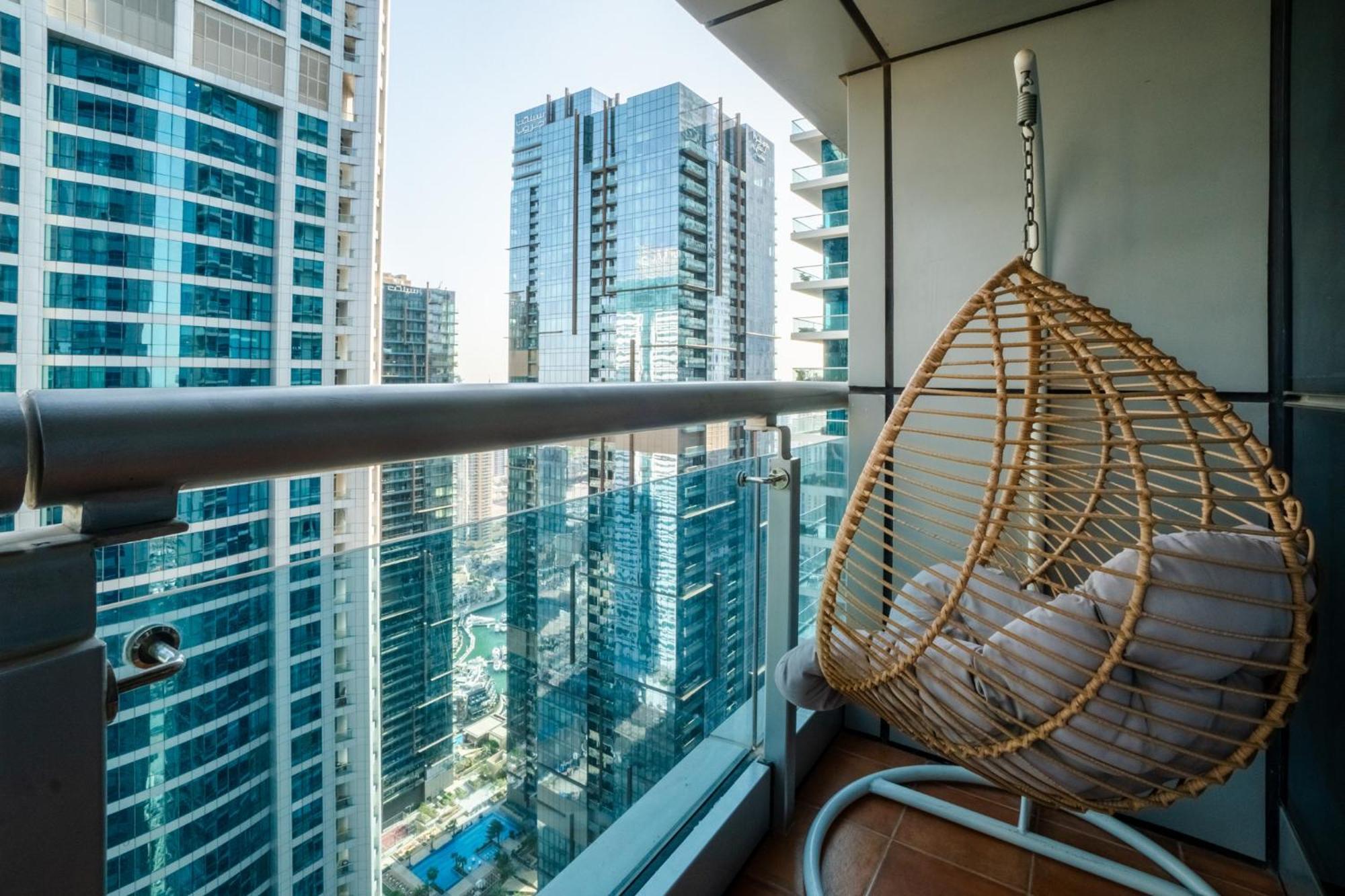 Apartment Luxurios One Bedroom High Floor *