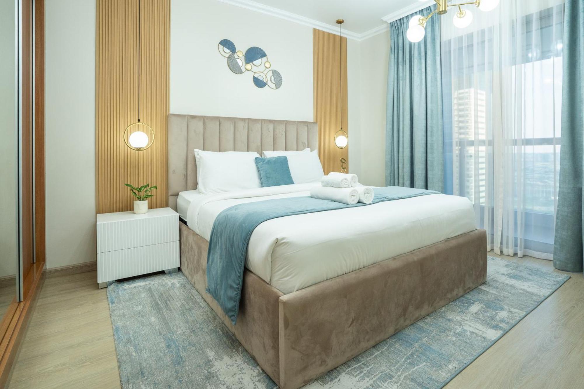 Luxurios One Bedroom High Floor Apartment Dubai