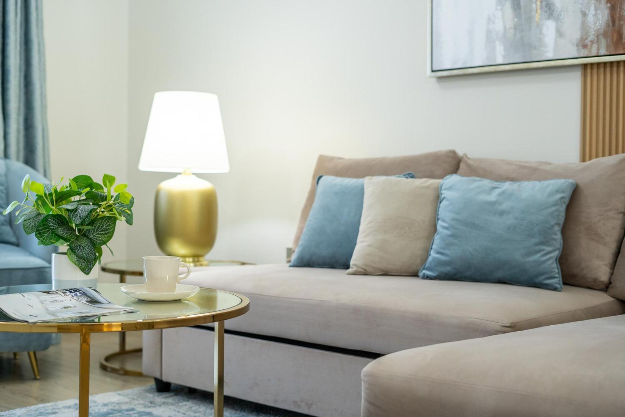 Apartment Luxurios One Bedroom High Floor *