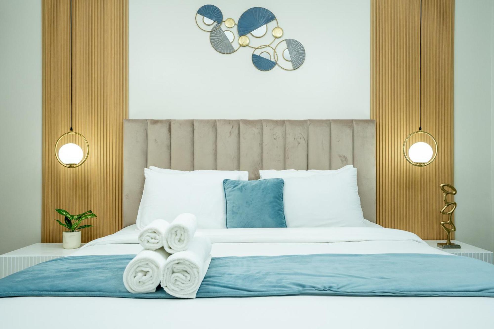 Apartment Luxurios One Bedroom High Floor
