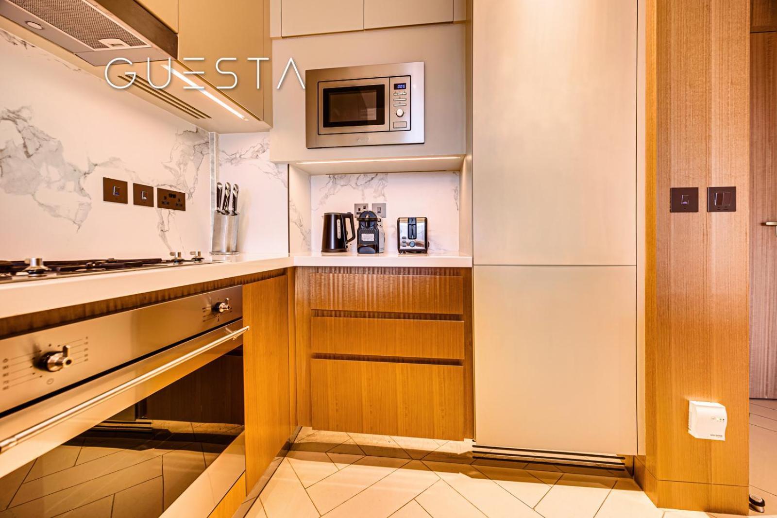 Address Residences Opera, Downtown Apartment