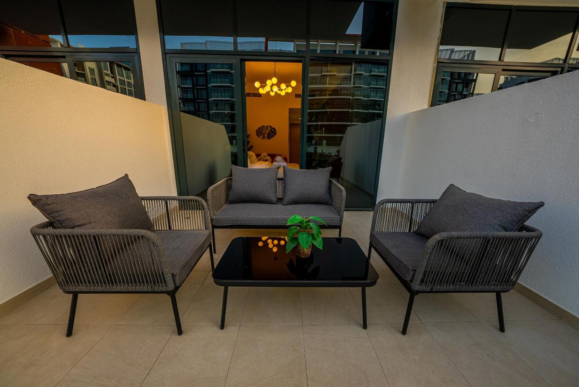 Holiday home Elegant With Pool Access & Private Terrace