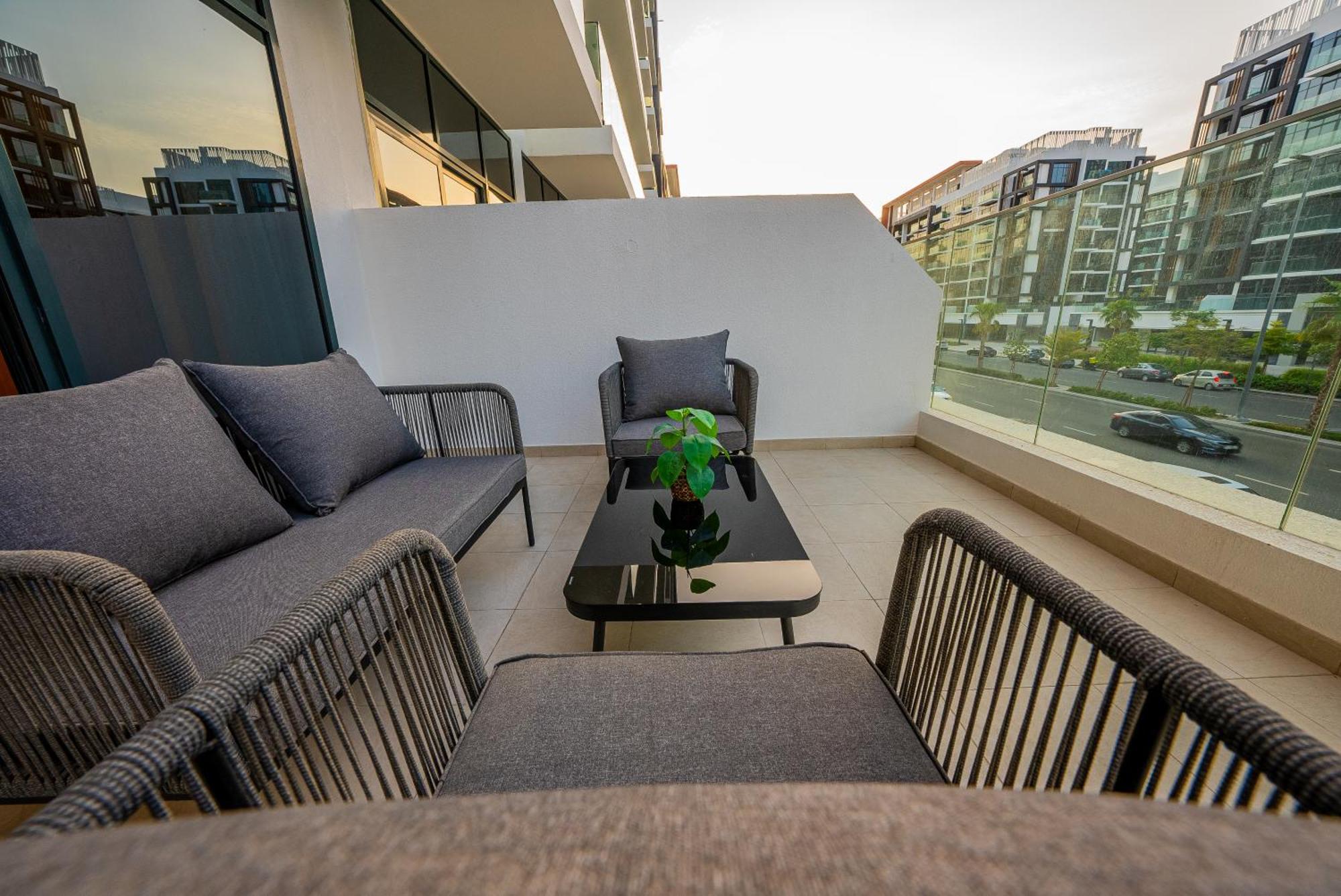 Holiday home Elegant With Pool Access & Private Terrace Dubai