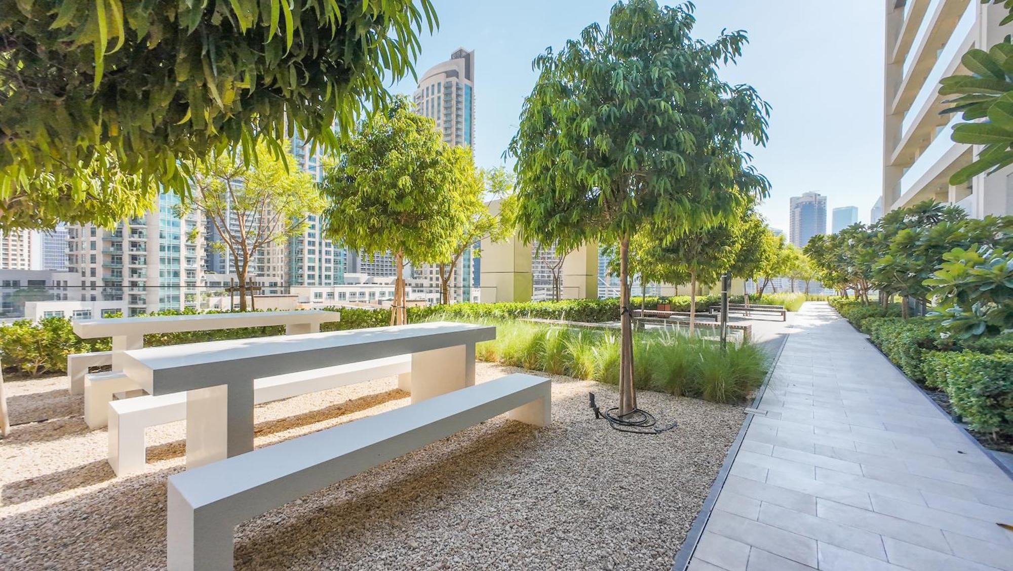 Apartment Elegant 2br In Burj Royale Dubai