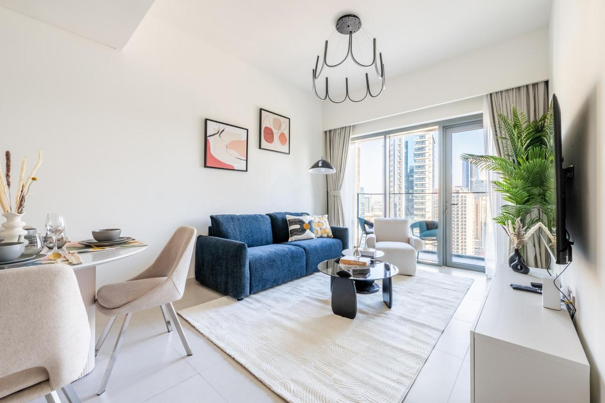 Elegant 2br In Burj Royale Apartment Dubai